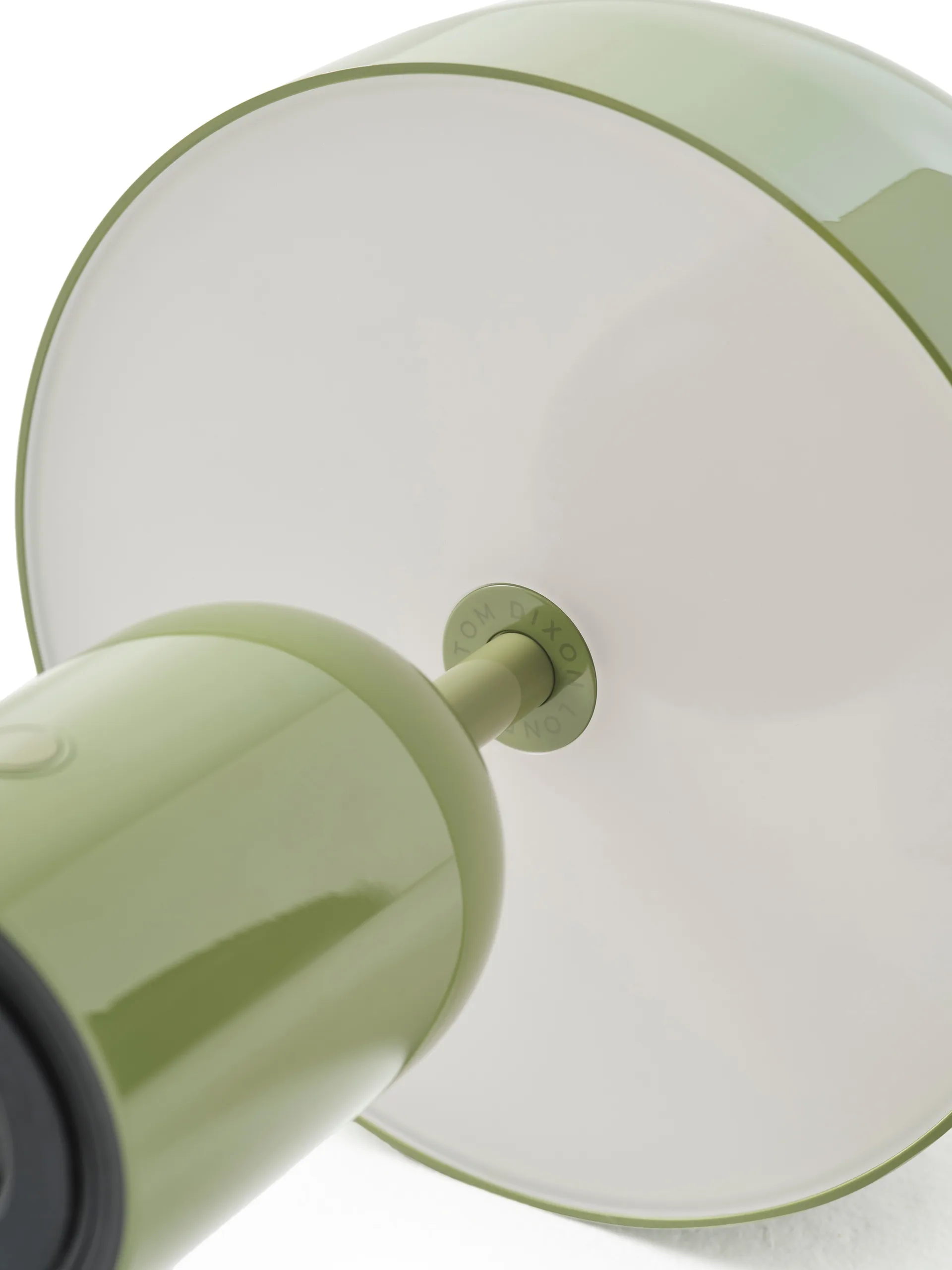 Candeeiro de mesa LED portátil Bell 28 cm, Musgo Tom Dixon