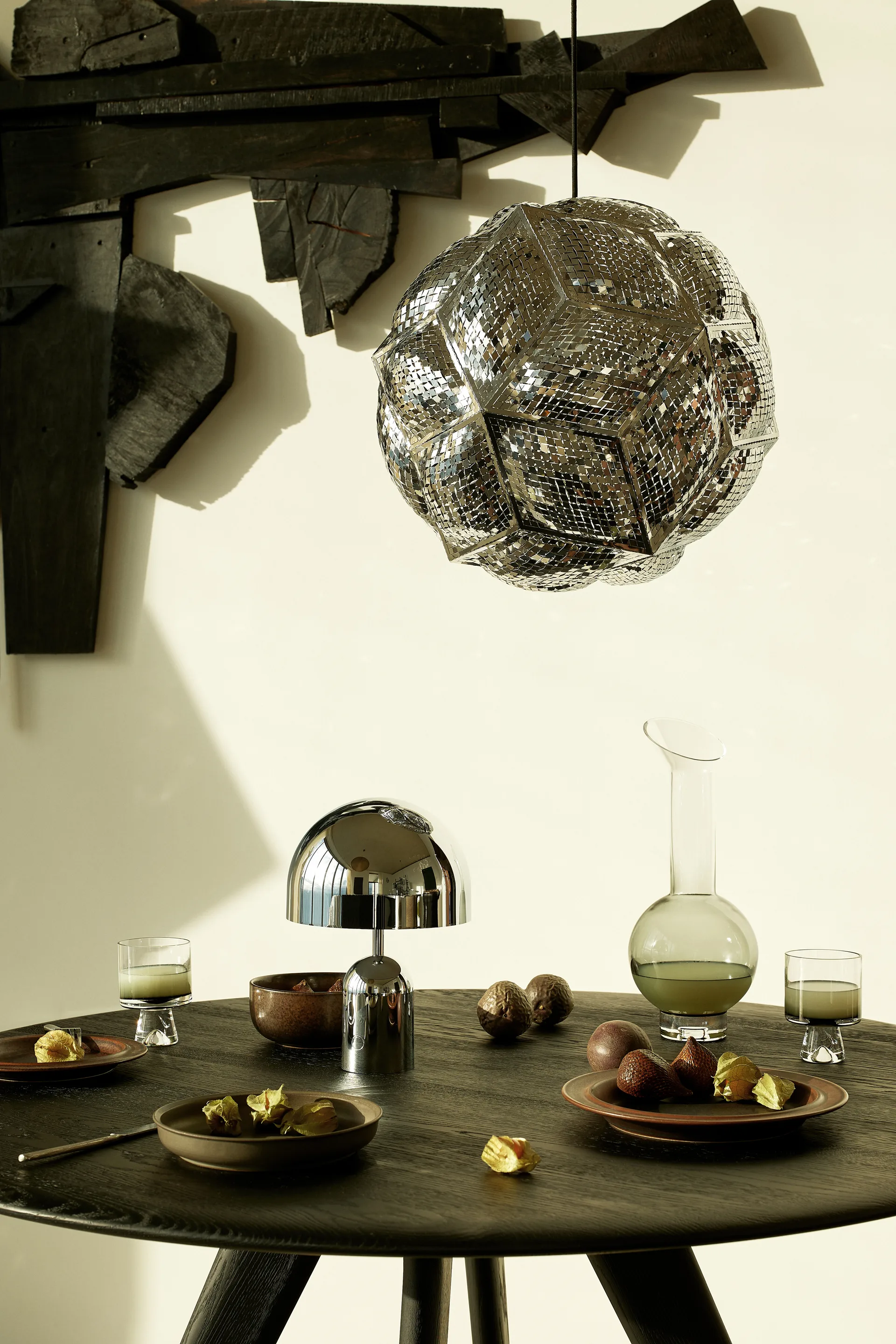 Candeeiro de mesa LED portátil Bell 28 cm, Prateado Tom Dixon