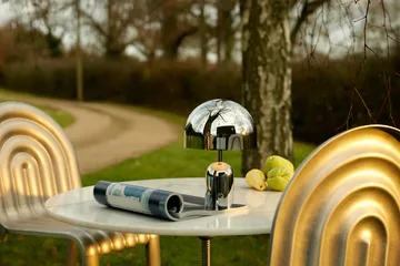 Candeeiro de mesa LED portátil Bell 28 cm - Prateado - Tom Dixon