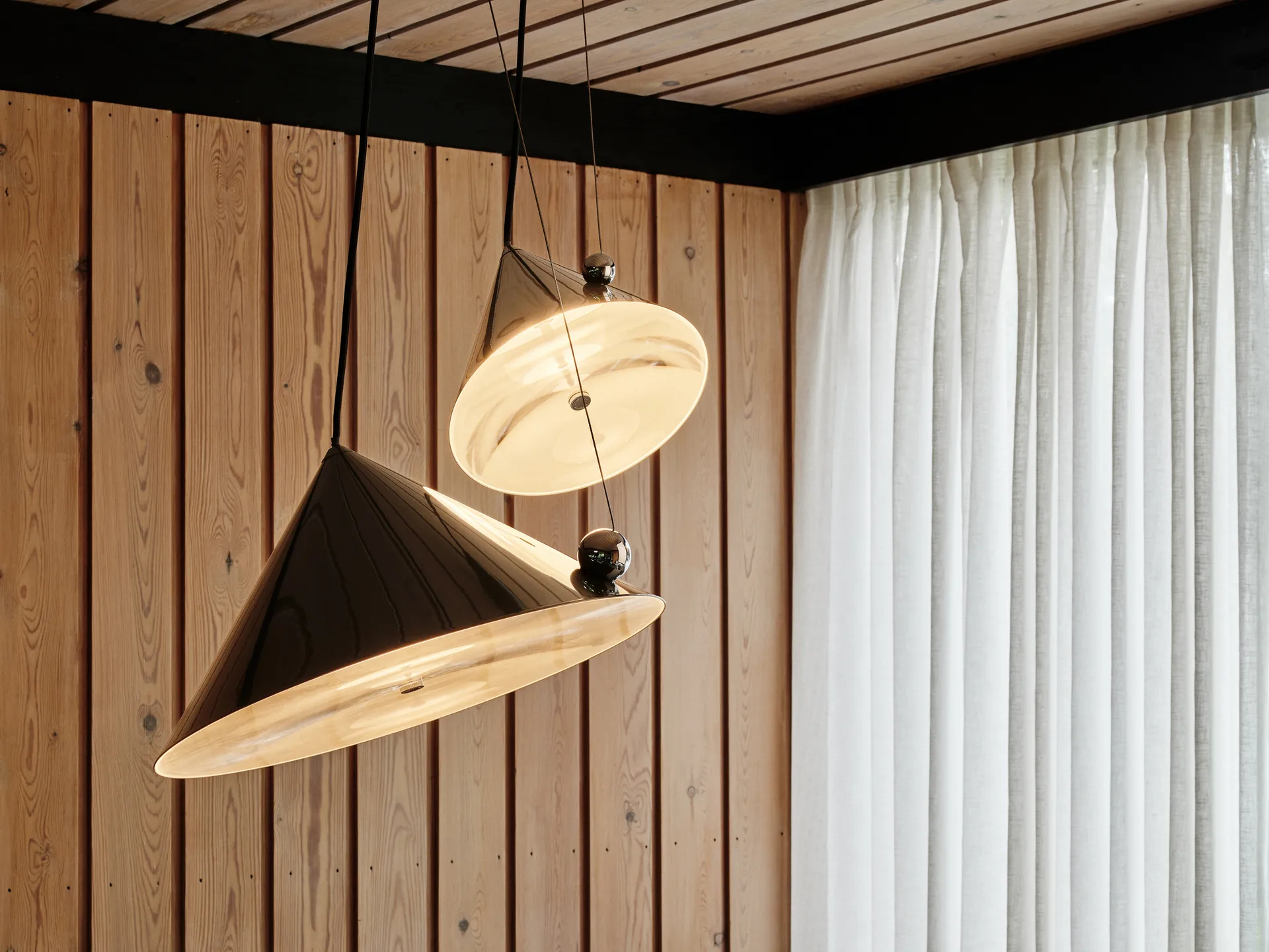 Candeeiro suspenso Pose, Massa, Ø25x24,5 cm Tom Dixon