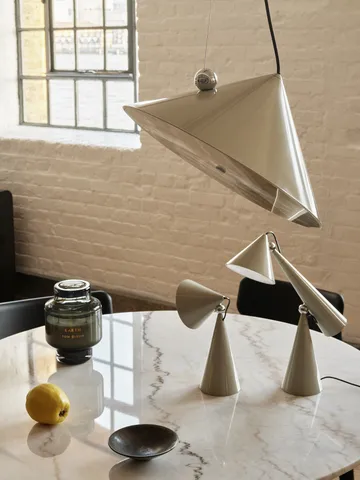 Candeeiro suspenso Pose - Massa, Ø43x30 cm - Tom Dixon