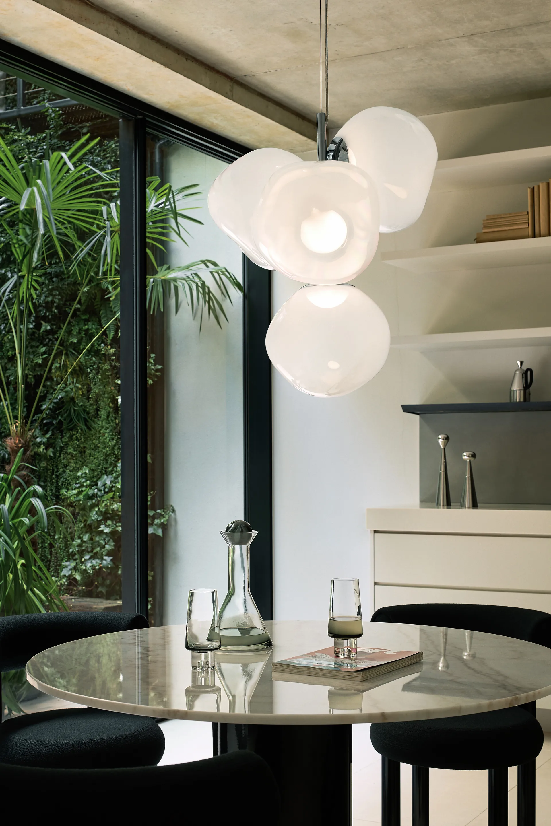 Melt Chandelier pequeno candeeiro de teto LED 103 cm, Ópalo-dourado Tom Dixon