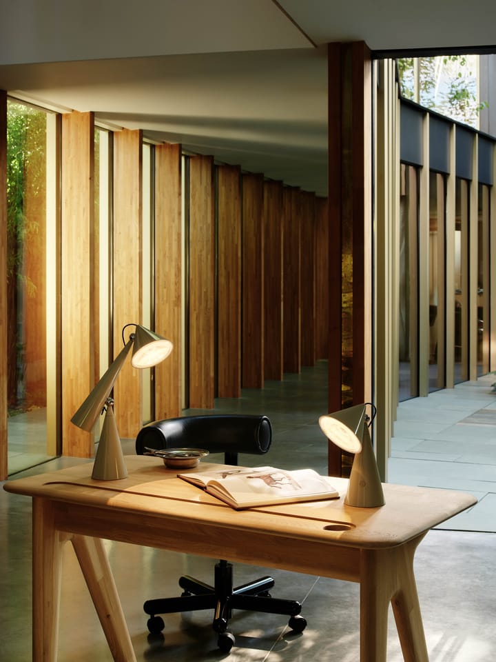 Pose Task LED candeeiro de mesa , Dourado Tom Dixon