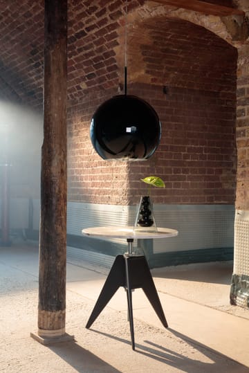Screw mesa de café Ø60 cm - Mármore branco-ferro fundido - Tom Dixon