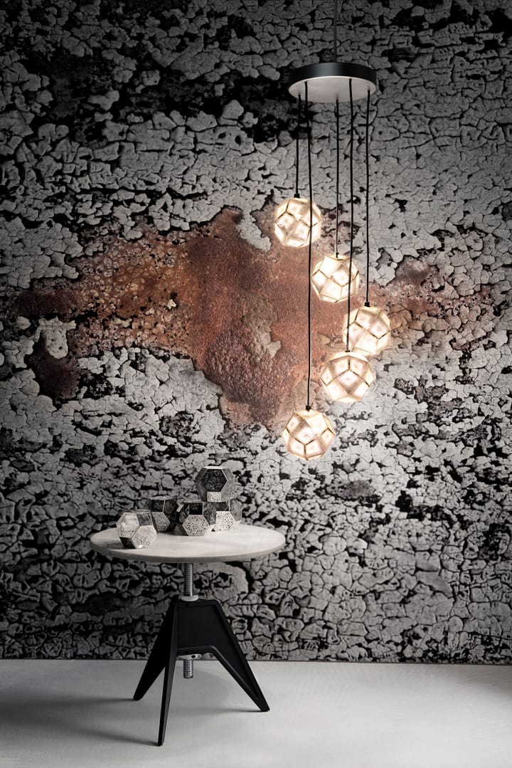 Screw mesa lateral Ø60 cm, Mármore branco-ferro fundido Tom Dixon