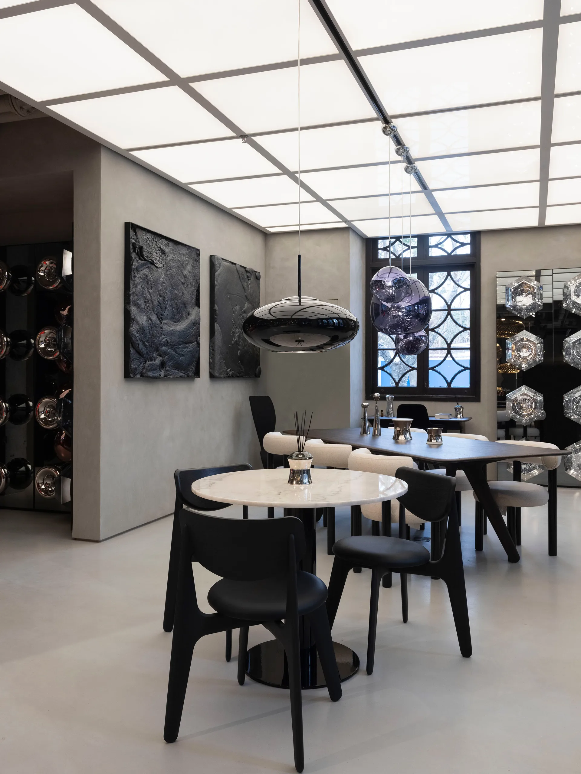 Slab cadeira de jantar com assento estofado, Carvalho preto-couro preto Tom Dixon