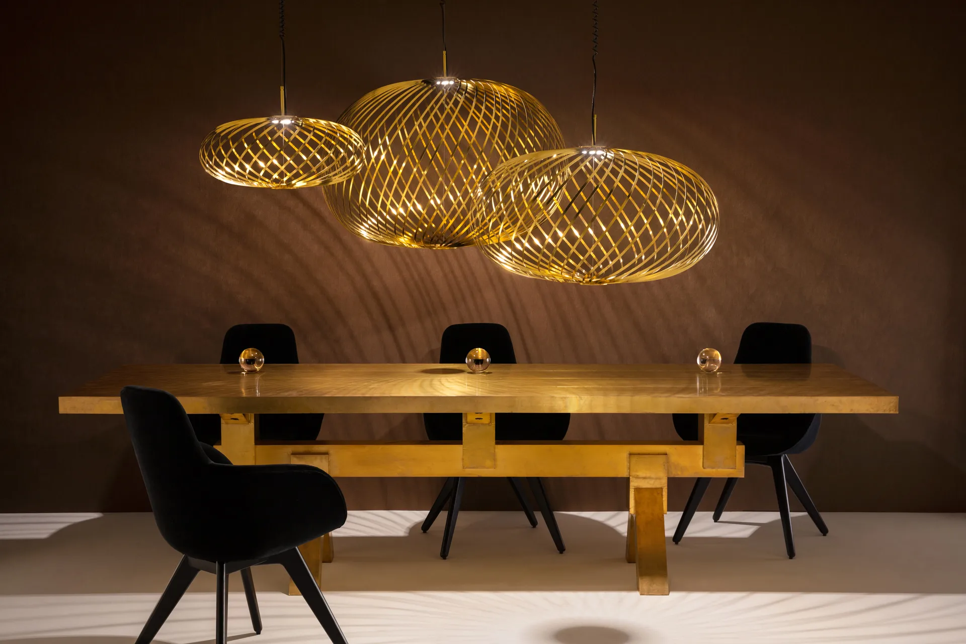 Spring candeeiro suspenso LED latão, Pequeno Tom Dixon