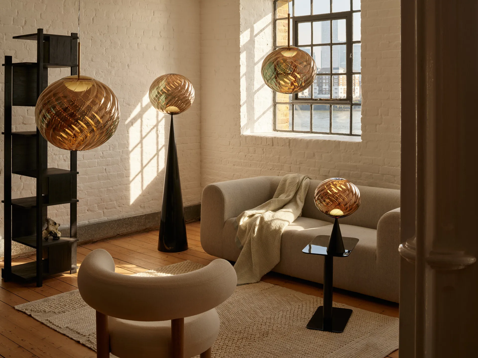 Whirl candeeiro suspenso Ø30 cm, Dourado Tom Dixon
