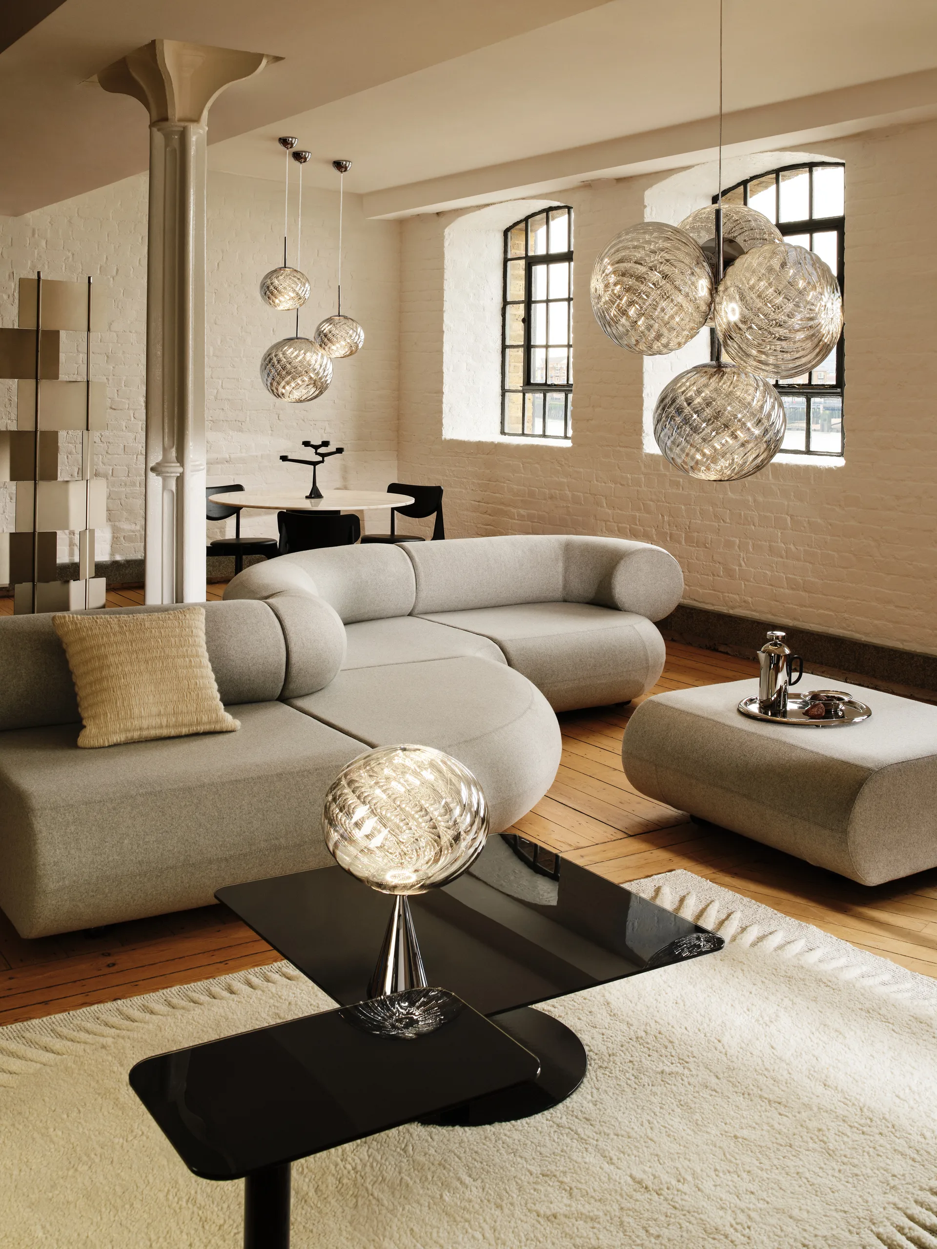 Whirl cone fat candeeiro de mesa, Prateado Tom Dixon