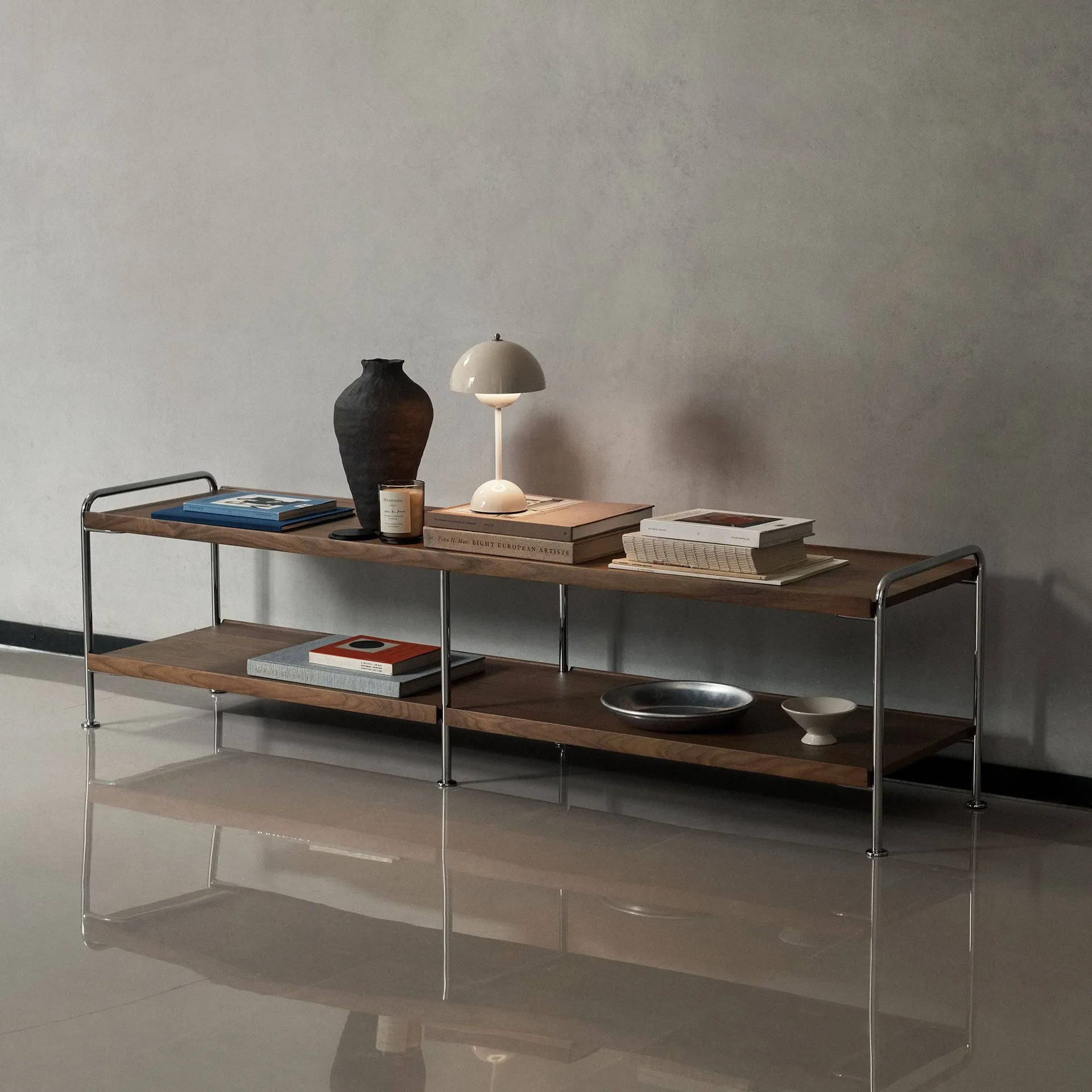 Alima NDS4 prateleira consola, Nogueira lacada-cromado, 162x42x38 cm &Tradition