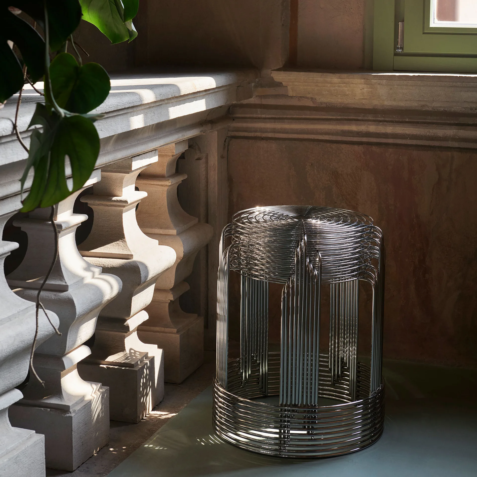 Banqueta Wire VP11, Stainless steel &Tradition