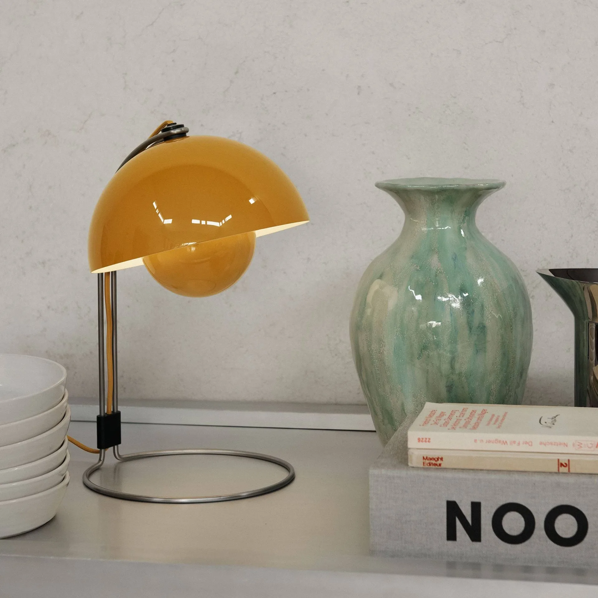 Candeeiro de mesa FlowerPot VP4, Mostarda &Tradition