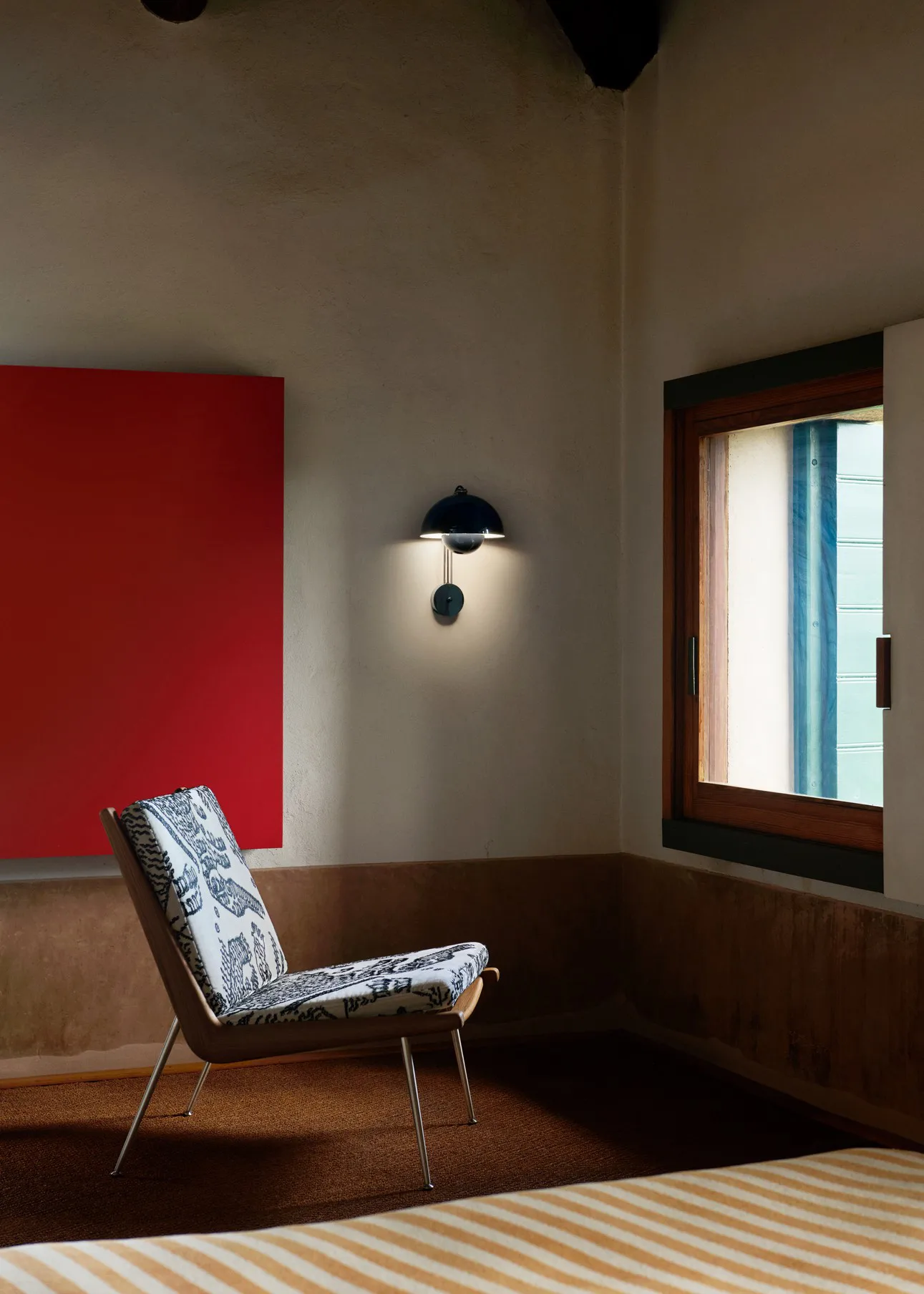 Candeeiro de parede Flowerpot VP8, Azul aço &Tradition