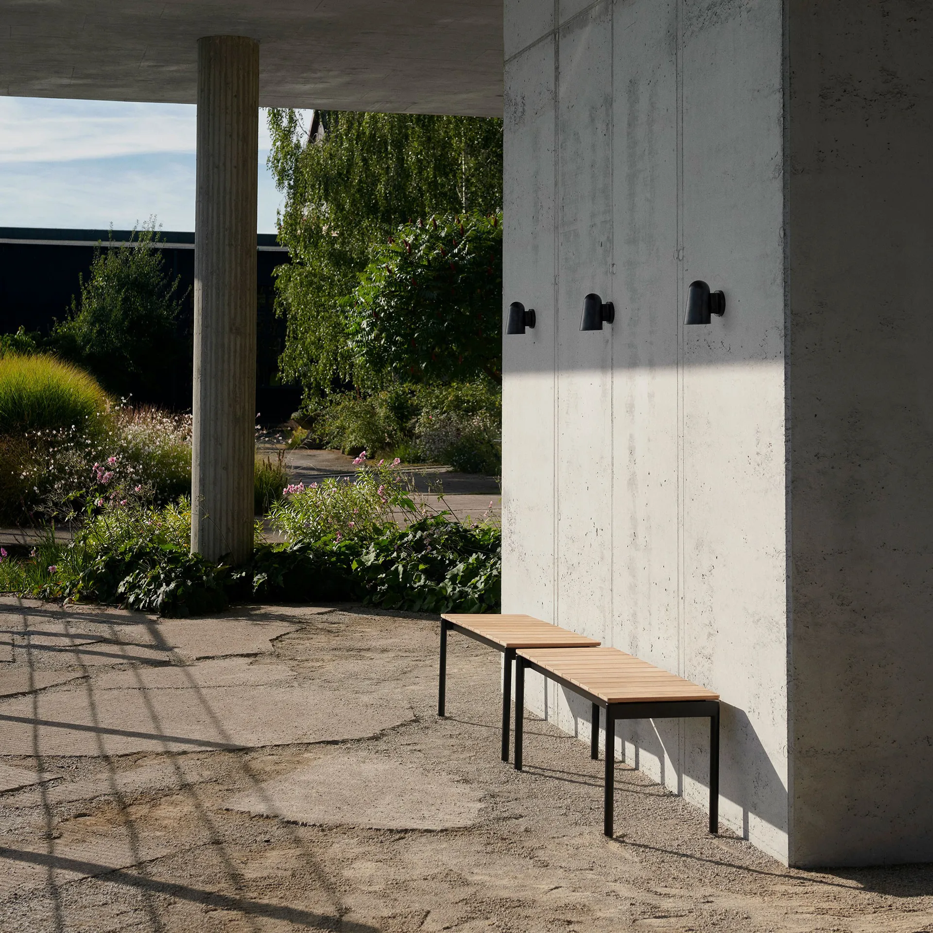 Candeeiro de parede Solid SC105, Bronzed brass &Tradition