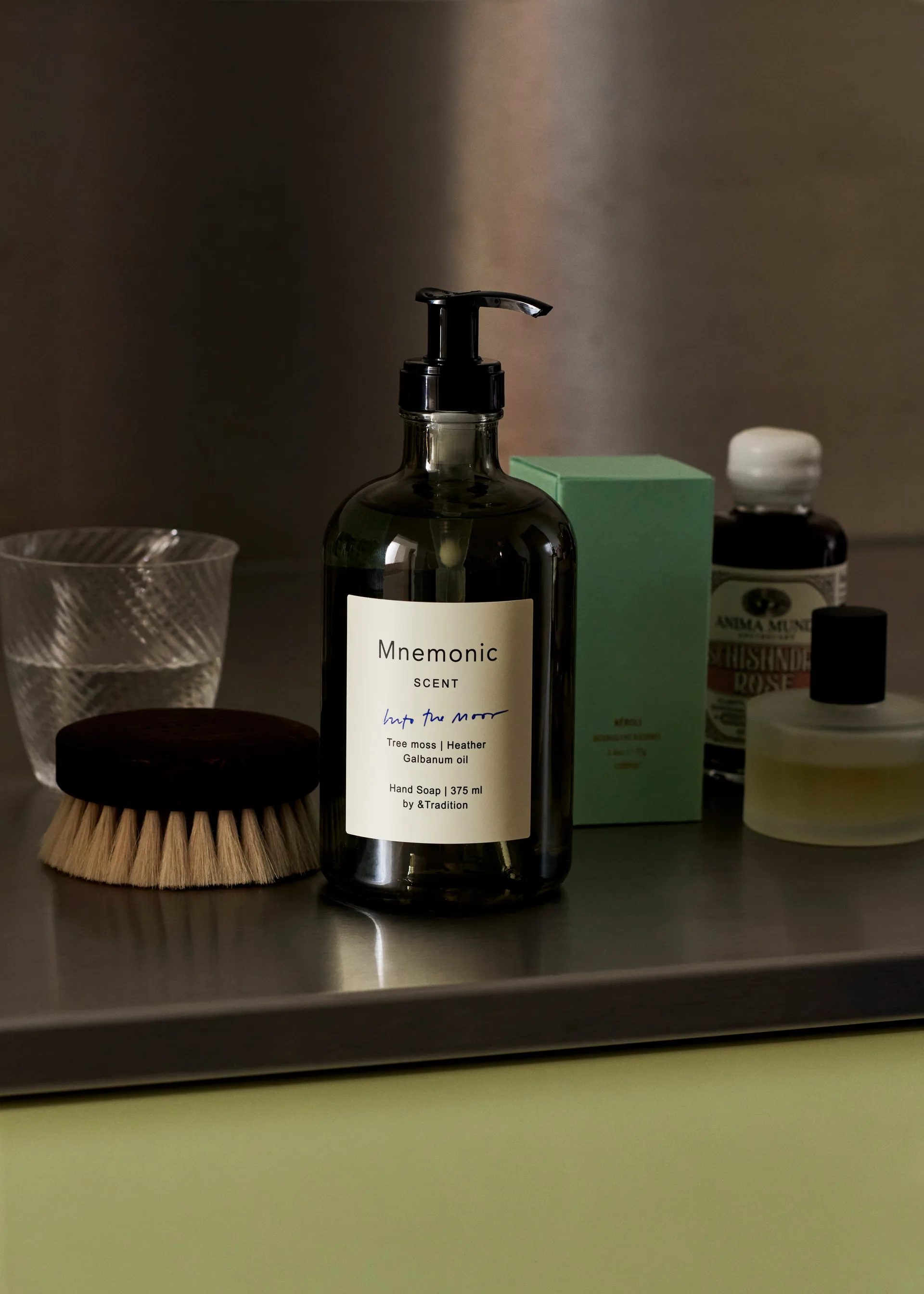 Loção para as mãos Mnemonic MNC1 375 ml , Into the moor &Tradition