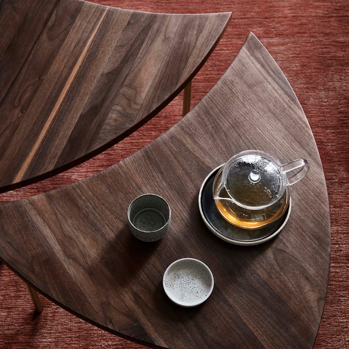 Mesa de apoio Pinwheel HM7, Walnut &Tradition