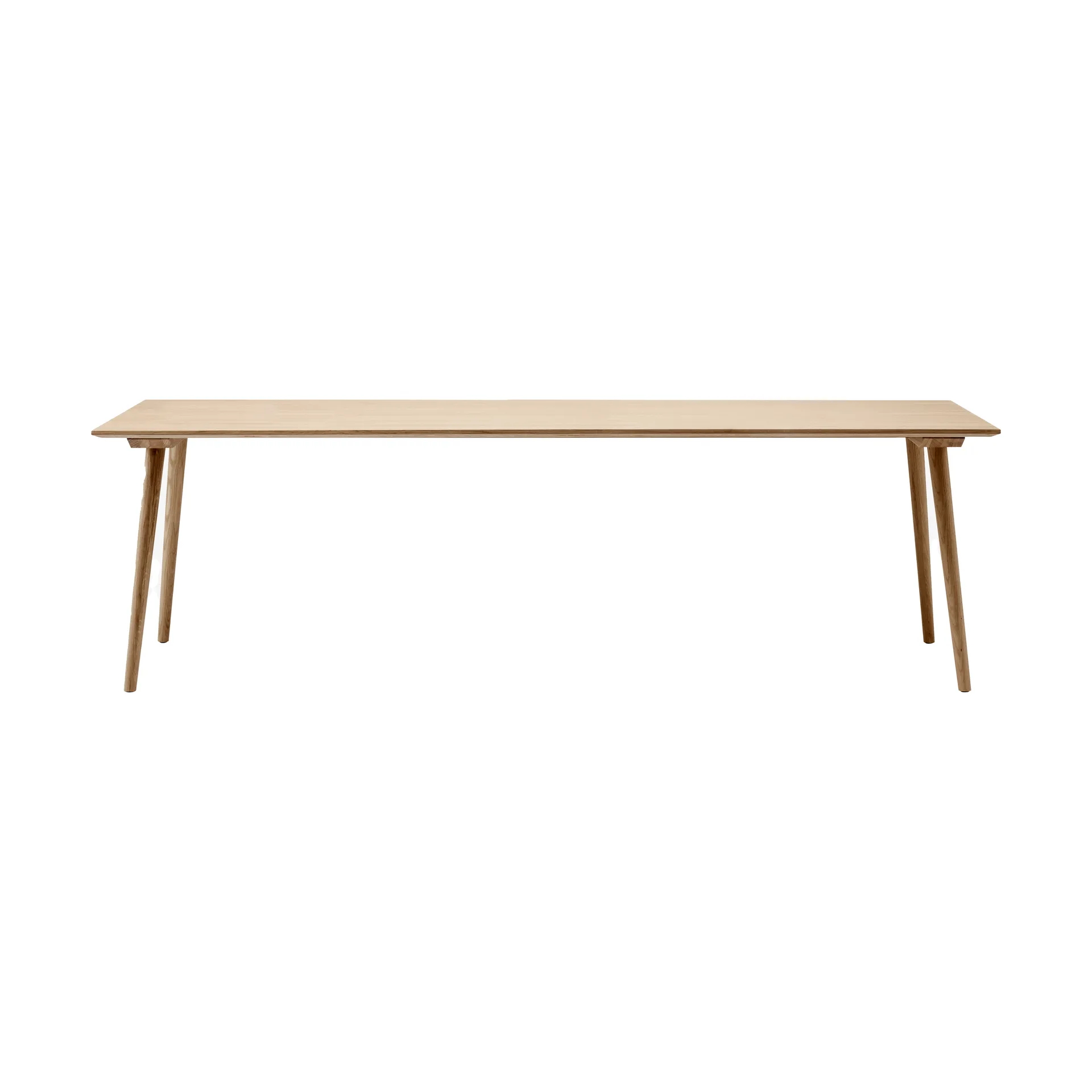 Mesa In Between SK6, Carvalho envernizado &Tradition