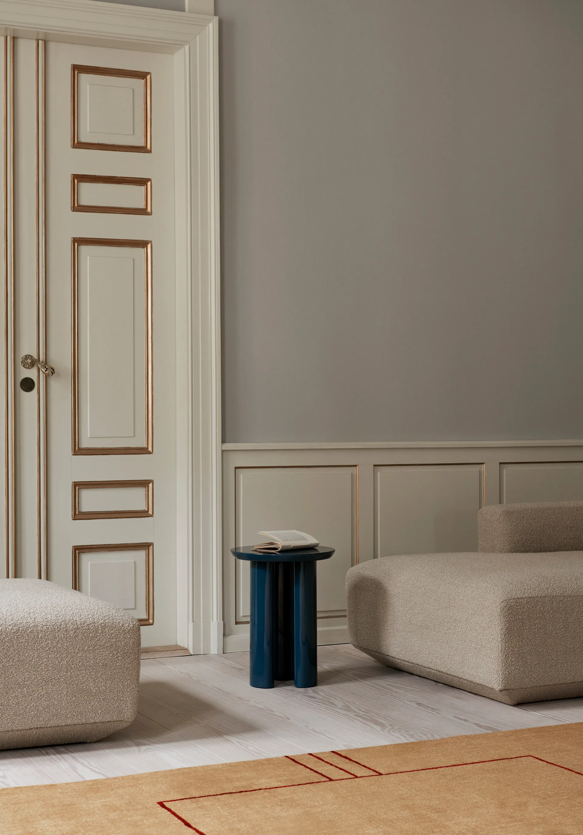 Mesa lateral Tung JA3, Steel blue &Tradition