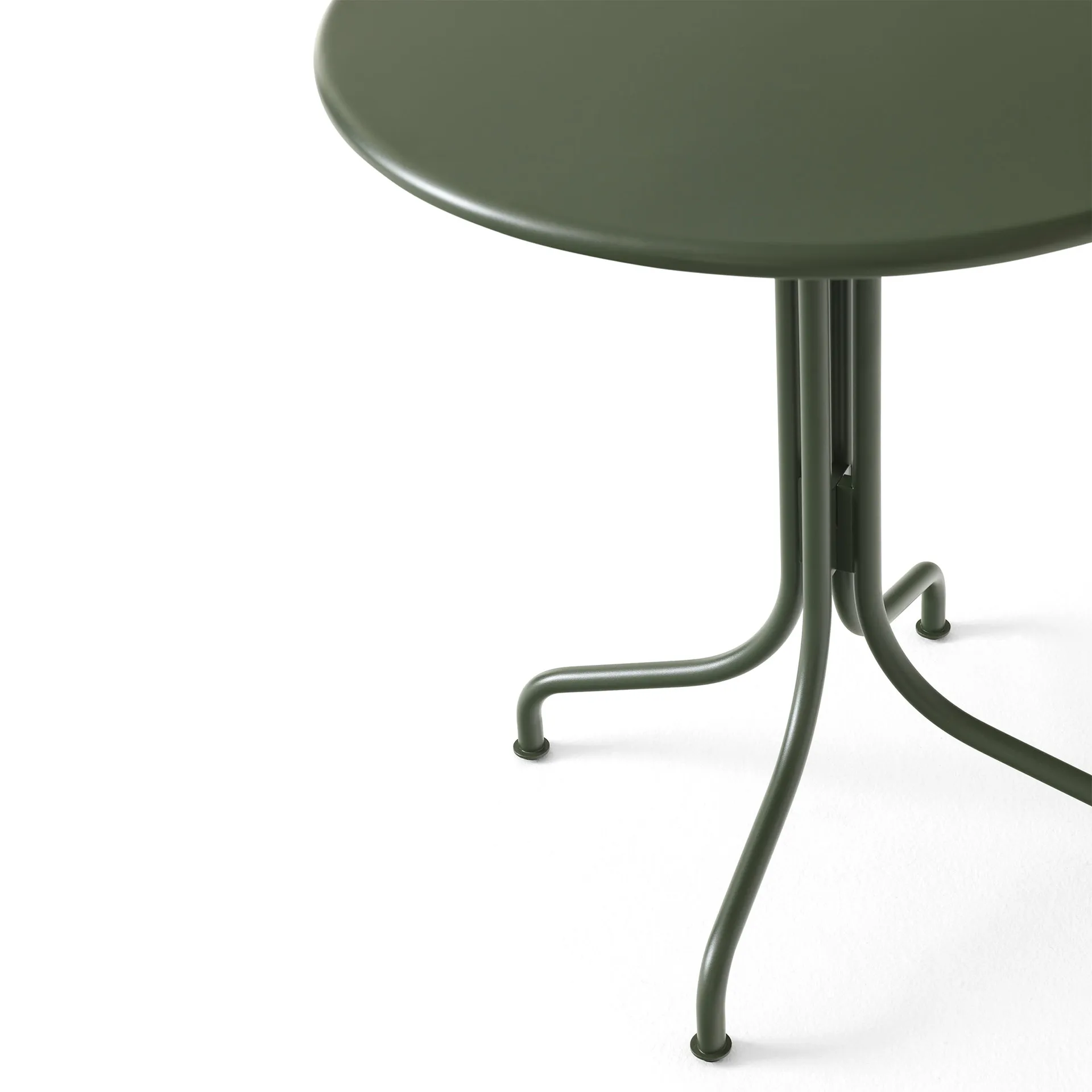 Mesa Thorvald SC96 Ø70 cm, Bronze green &Tradition