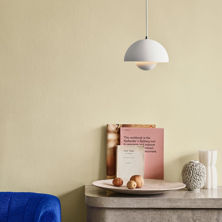 Prato Travertine SC55, Ø50 cm &Tradition