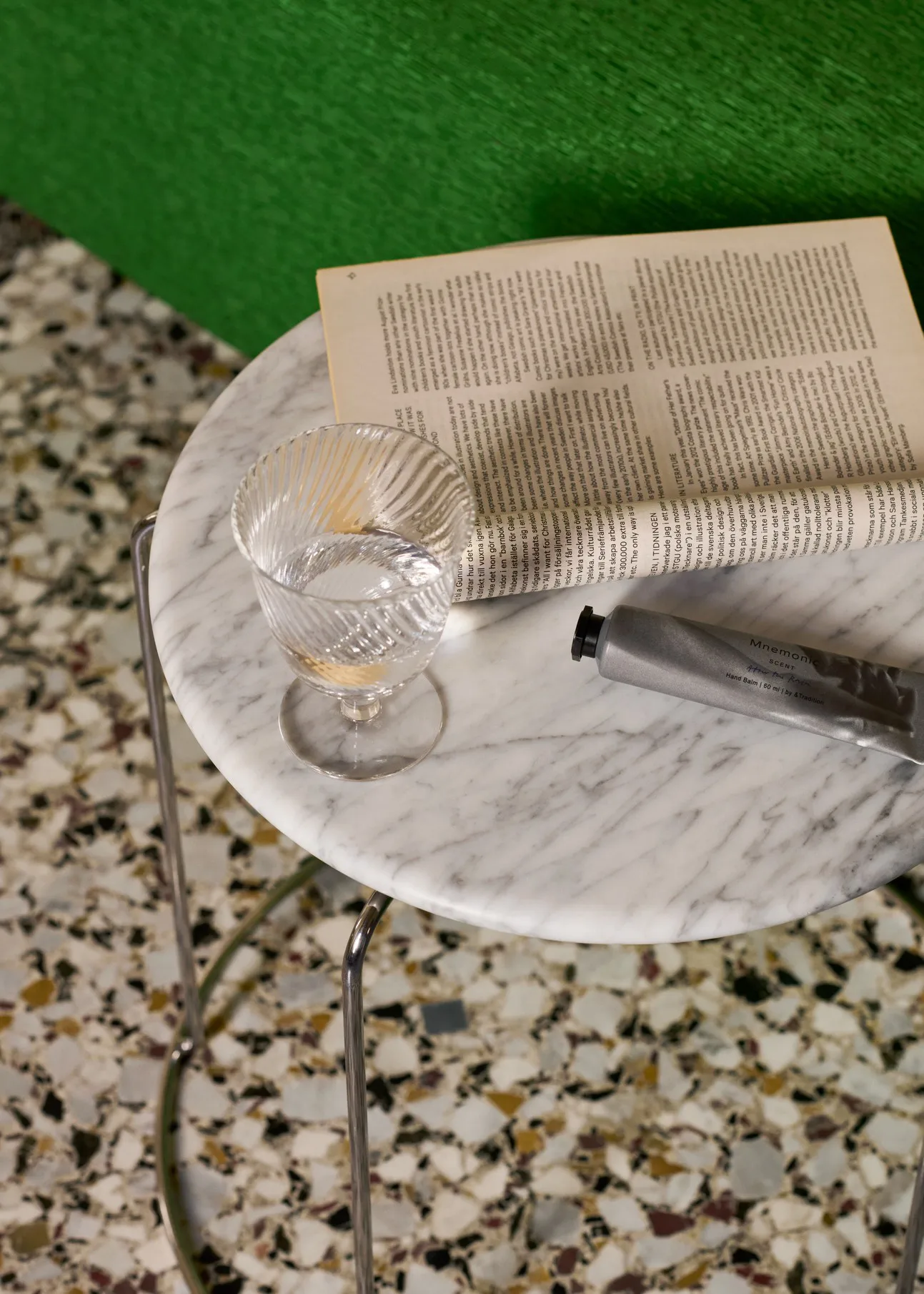 Tampo Wire Stool VP11 Ø38 cm, Bianco Carrara mármore &Tradition