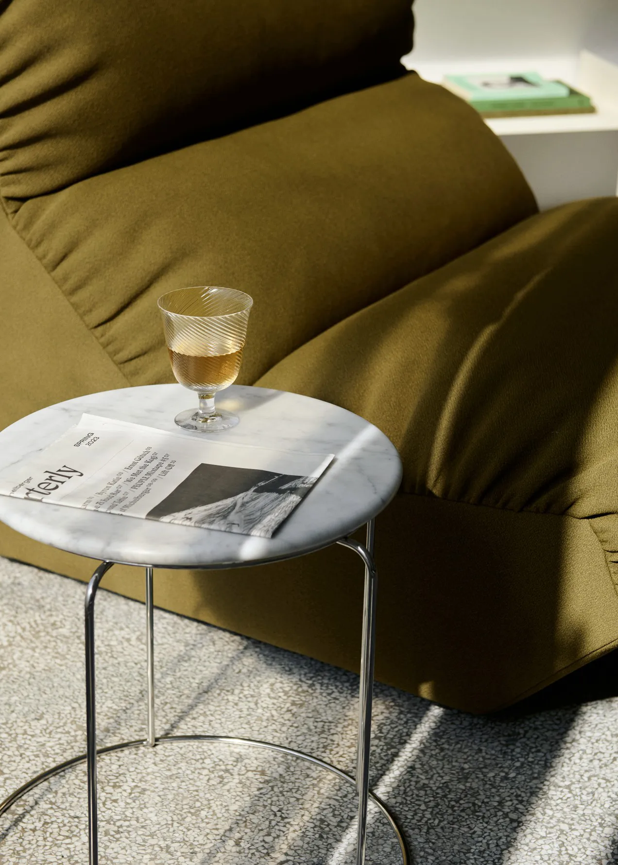 Tampo Wire Stool VP11 Ø38 cm, Bianco Carrara mármore &Tradition