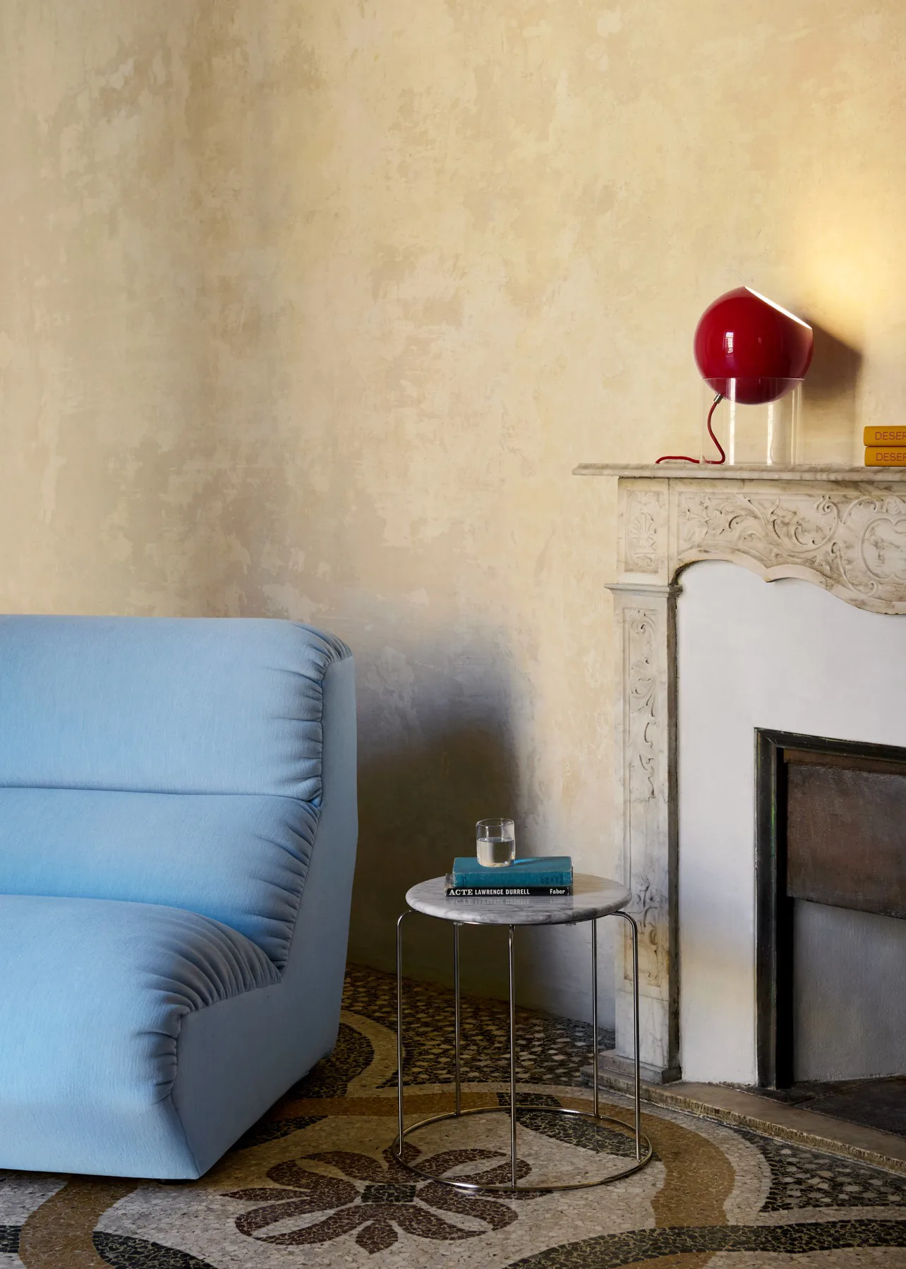 Tampo Wire Stool VP11 Ø38 cm, Bianco Carrara mármore &Tradition