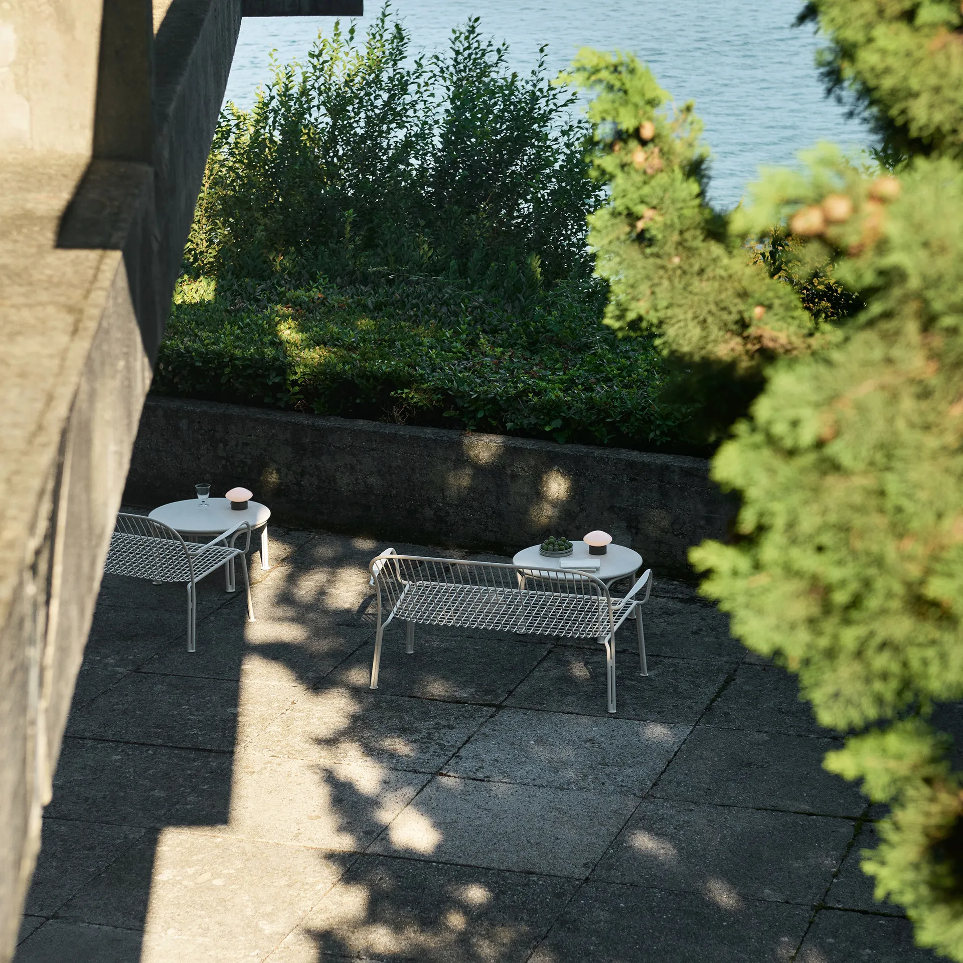 Thorvald SC110 sofá lounge, Marfim, 143 cm &Tradition