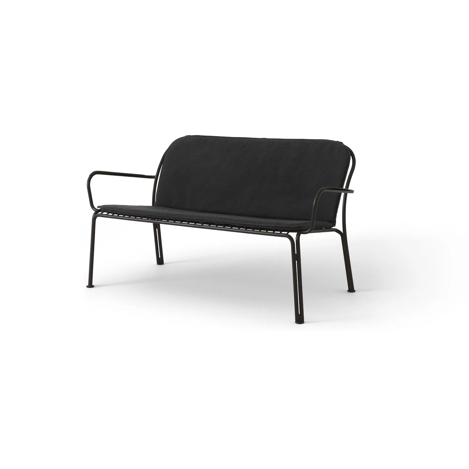 Thorvald SC110 sofá lounge, Preto quente, 143 cm &Tradition