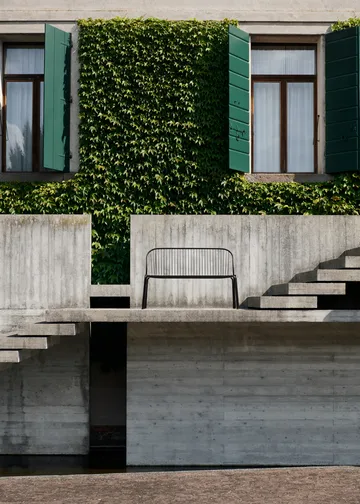 Thorvald SC111 banco - Preto quente, 129 cm - &Tradition