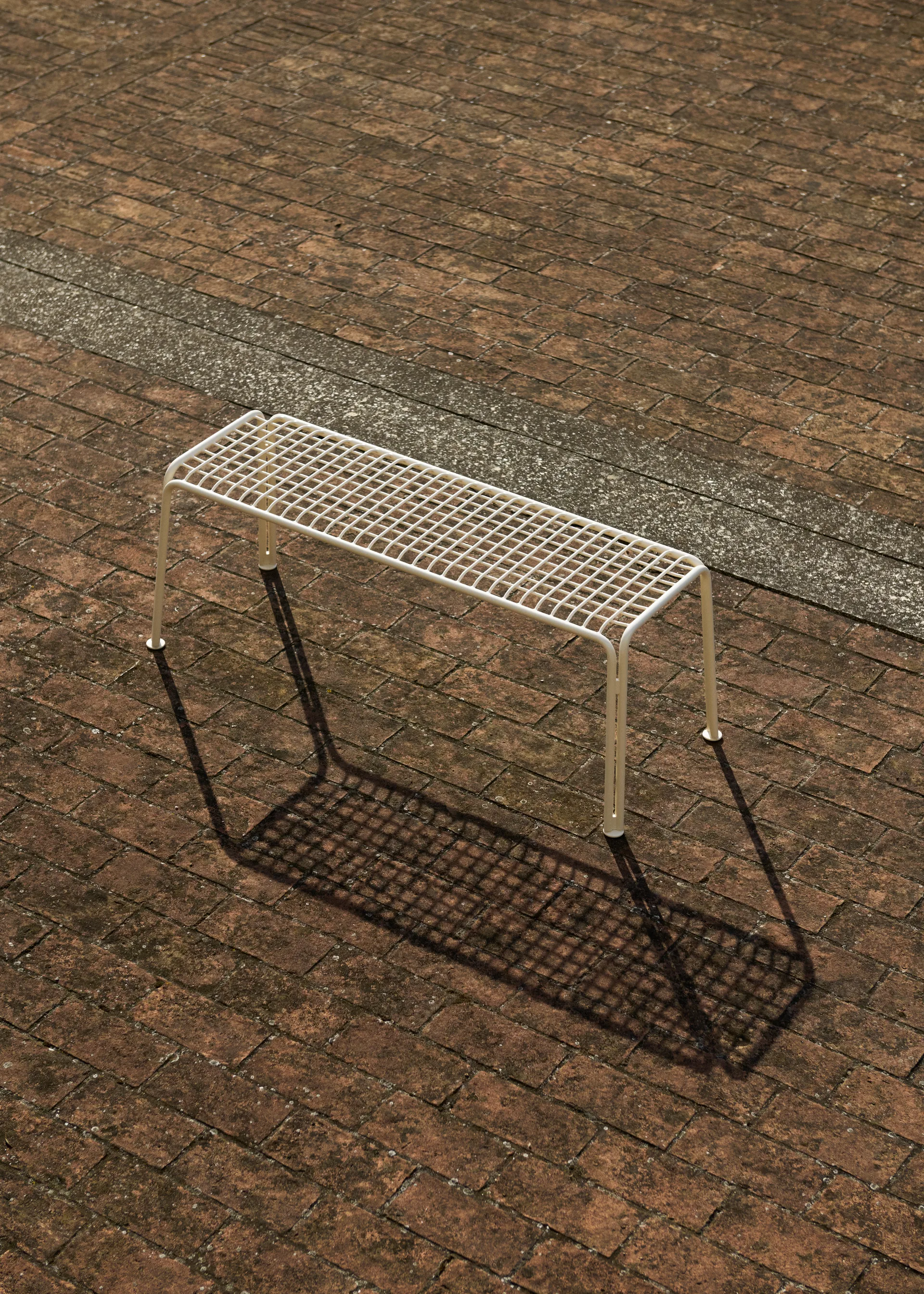 Thorvald SC112 banco, Marfim, 125 cm &Tradition