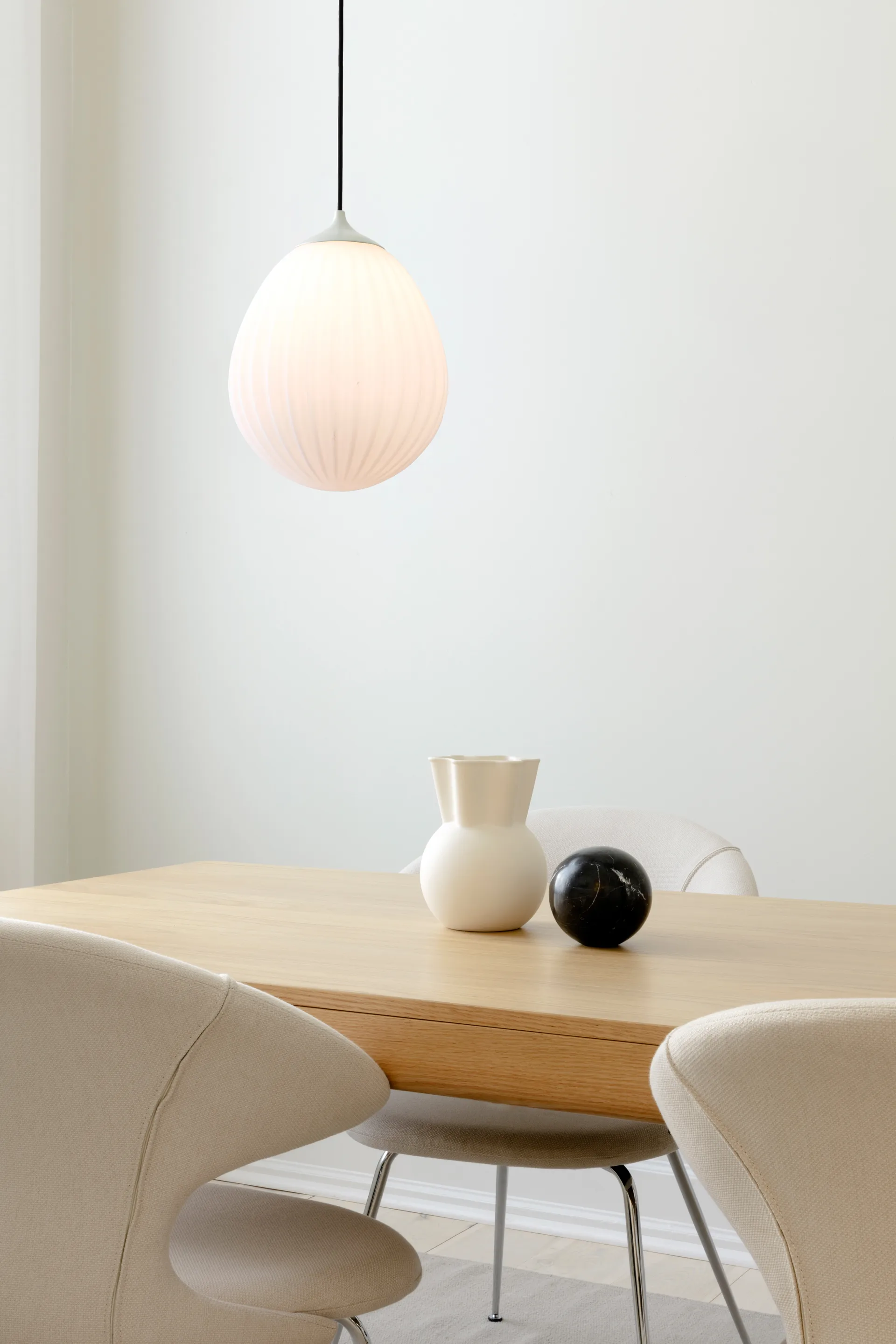 Abajur Around the World branco (pendente), Branco Umage