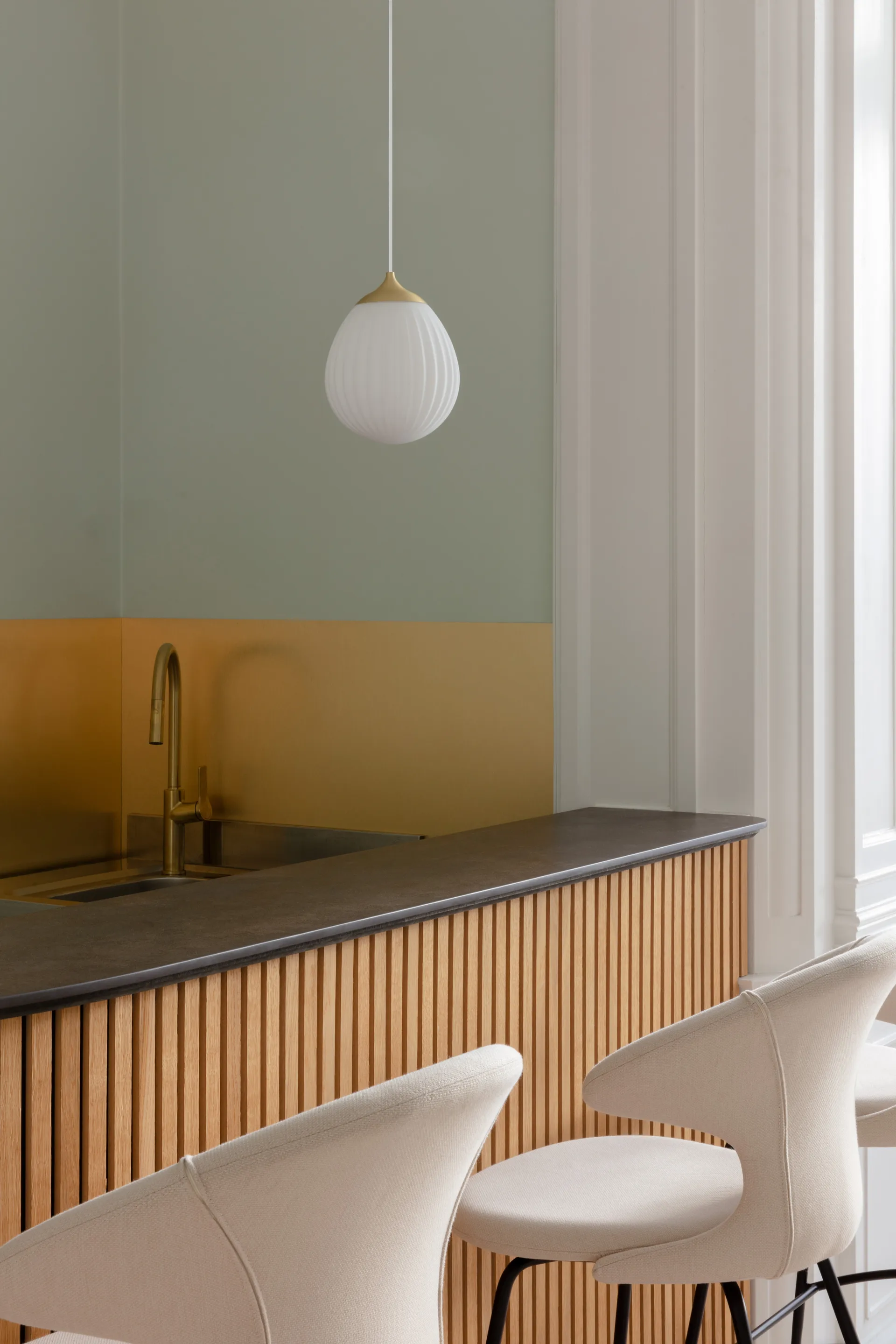 Around The World pendente mini, Latão escovado Umage