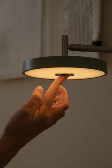 Candeeiro de parede Asteria Wall - Short, Nuance olive-chrome - Umage