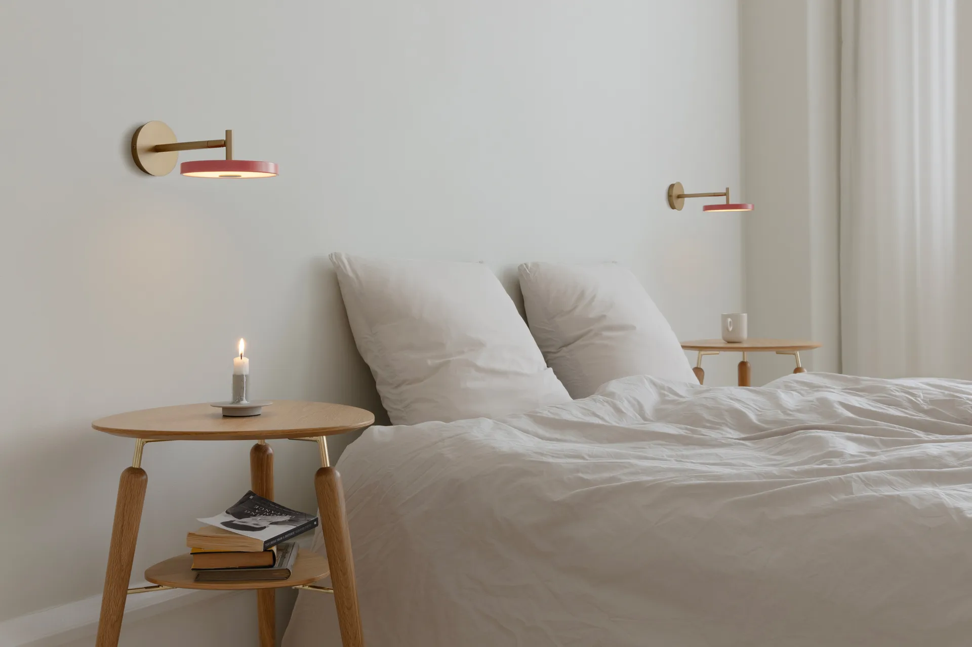Candeeiro de parede Asteria Wall, Short, Nuance rose-brass Umage