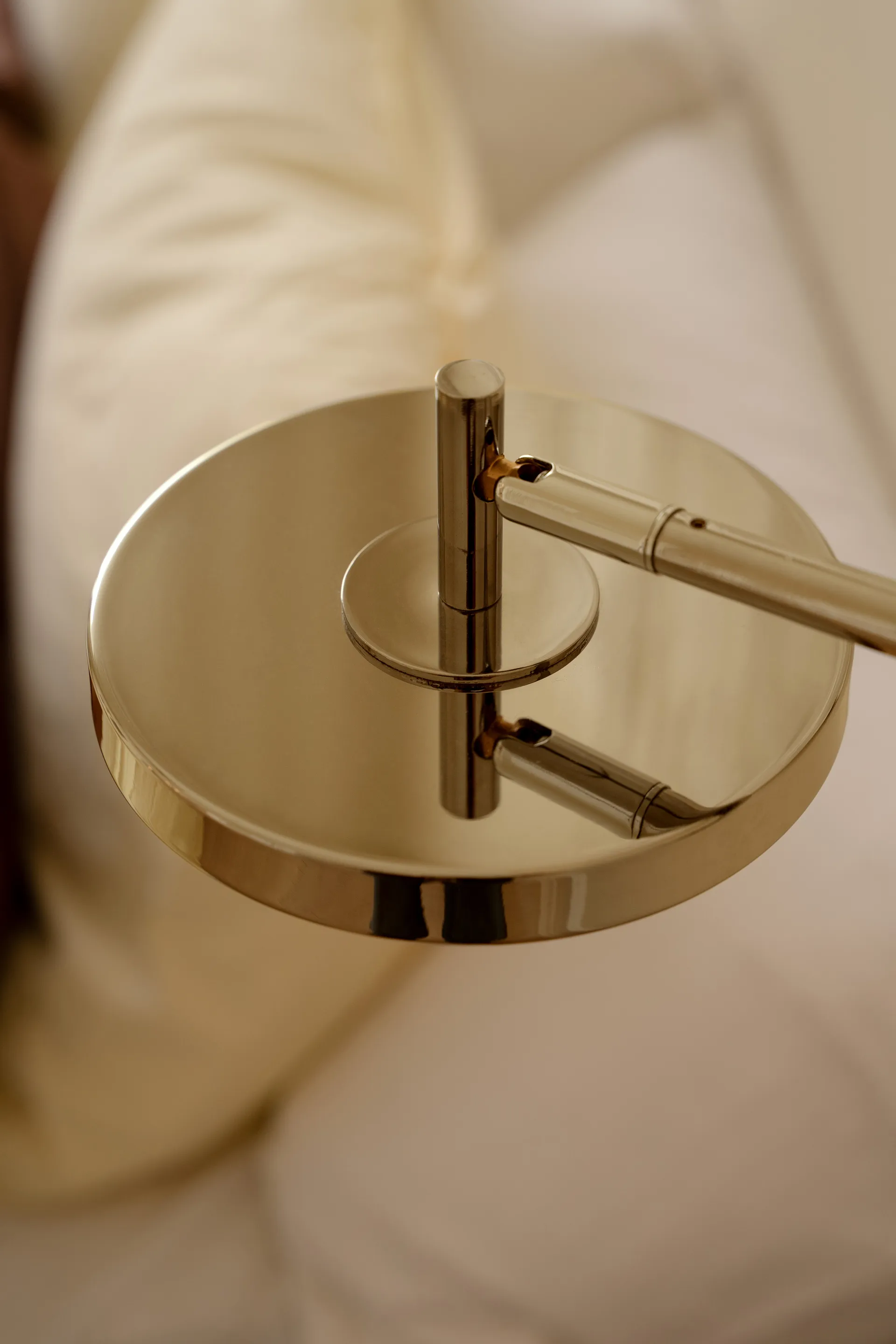 Candeeiro de parede Asteria Wall, Short, Polished brass Umage