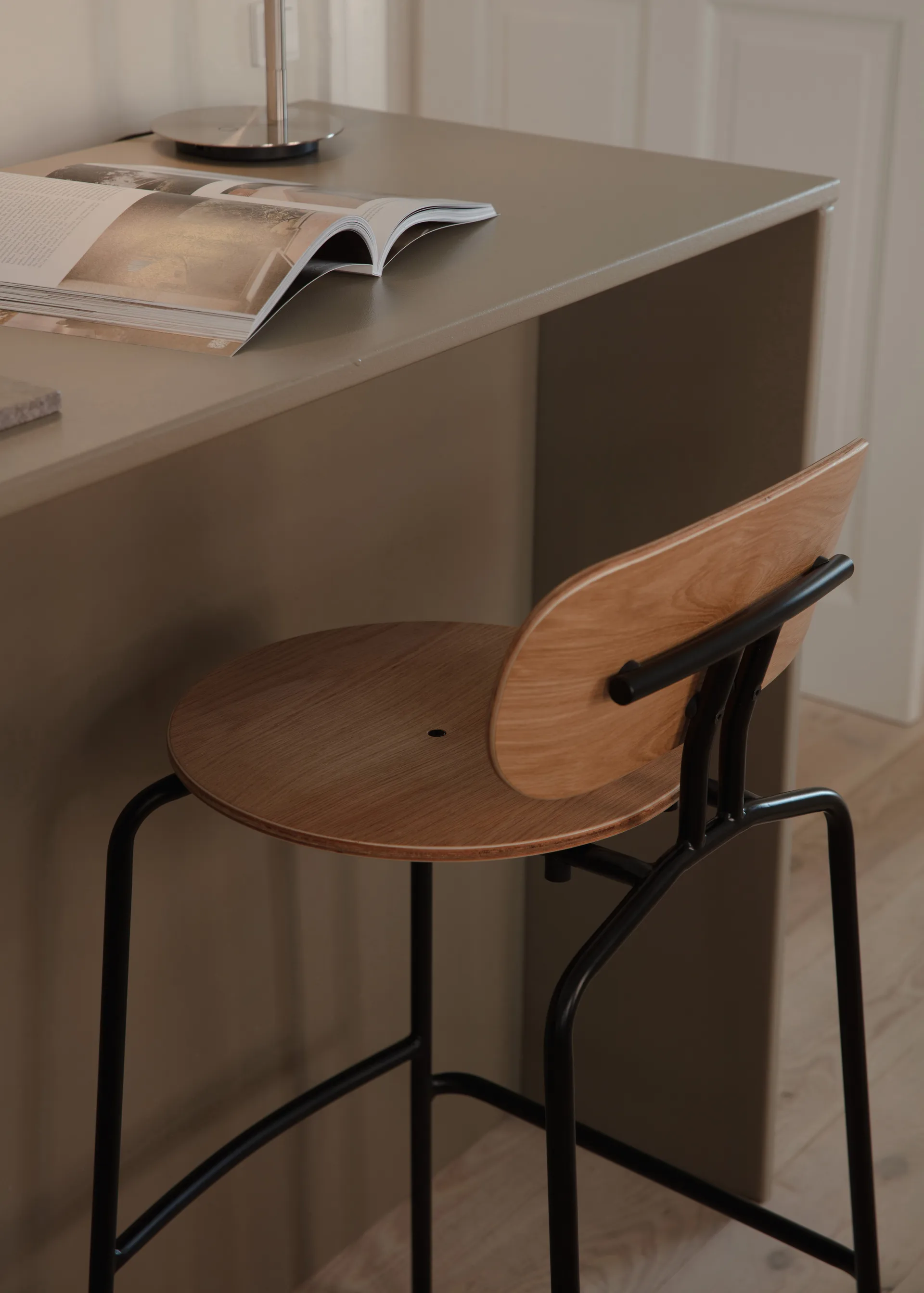 Curious banco de bar 75 cm, Carvalho-preto Umage