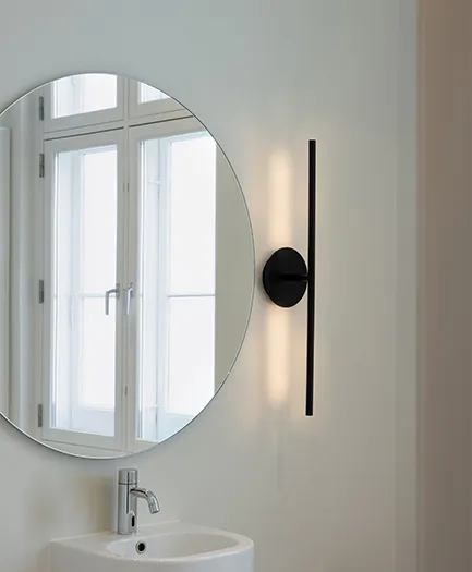 Omni Wall candeeiro de parede, Preto Umage