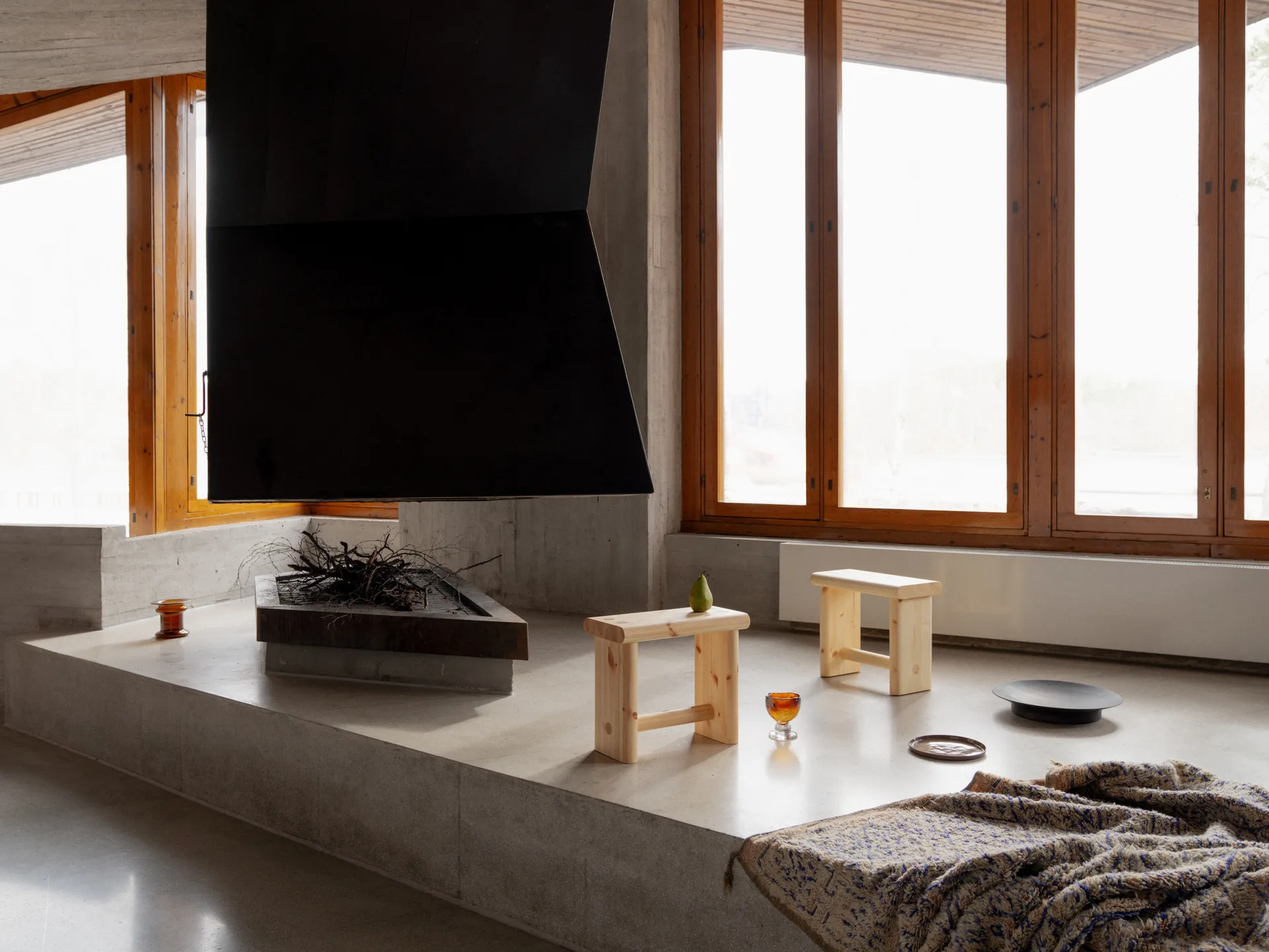 002 Ast Stool banco, Pinho encerado a óleo mate, 55x26x45 cm Vaarnii