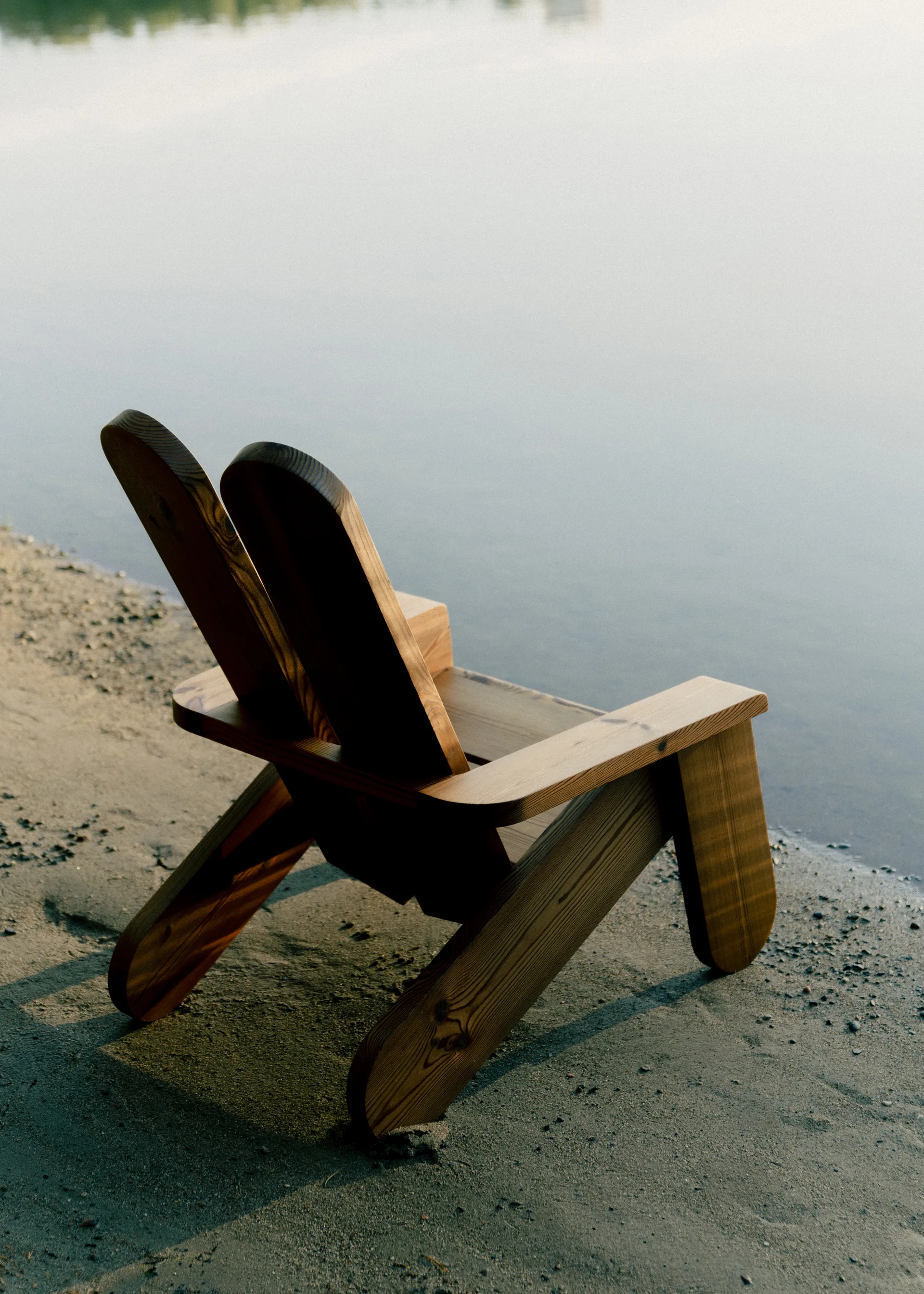 015 Peace Outdoor Lounge Chair poltrona lounge, Pinho termorretificado Vaarnii