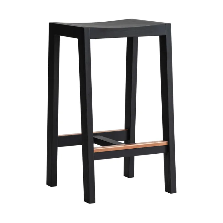 016 Maasto Bar Stool banco de bar - Pinho enegrecido, 65 cm - Vaarnii