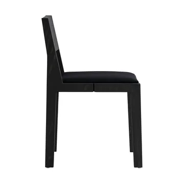 016 Maasto Dining Chair cadeira - Pinho tingido de preto, assento estofado preto - Vaarnii