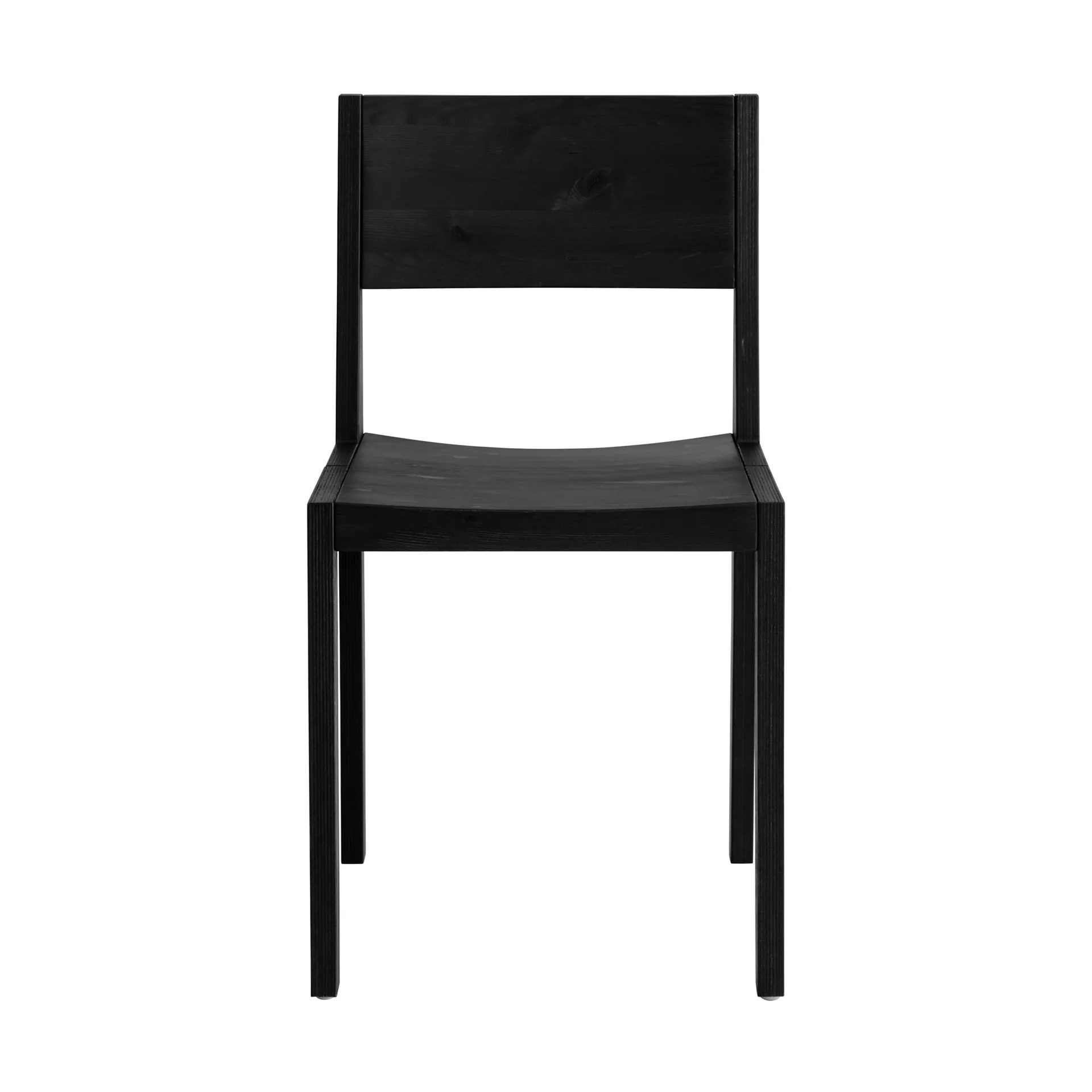 016 Maasto Dining Chair cadeira, Pinho tingido de preto Vaarnii