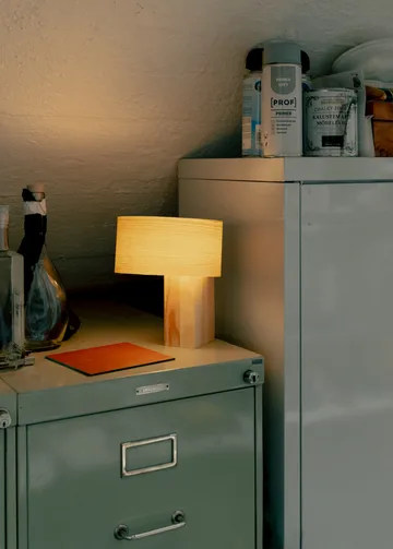 018 Hoop Table Lamp candeeiro de mesa - Pinho encerado a óleo mate, 34 cm - Vaarnii