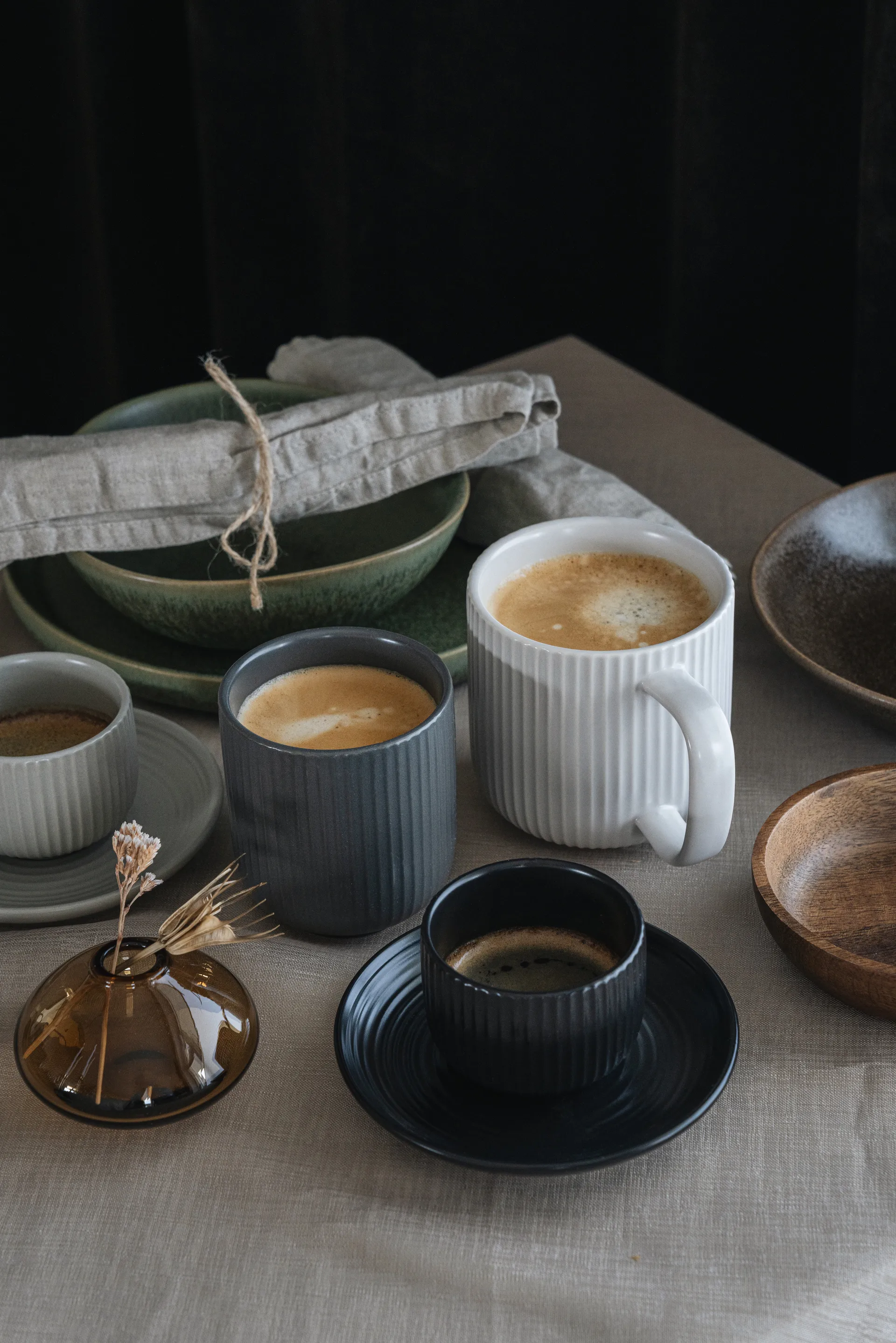 Duga xícara espresso com pires 4 un., Branco-cinza areia-antracite preto Vargen & Thor