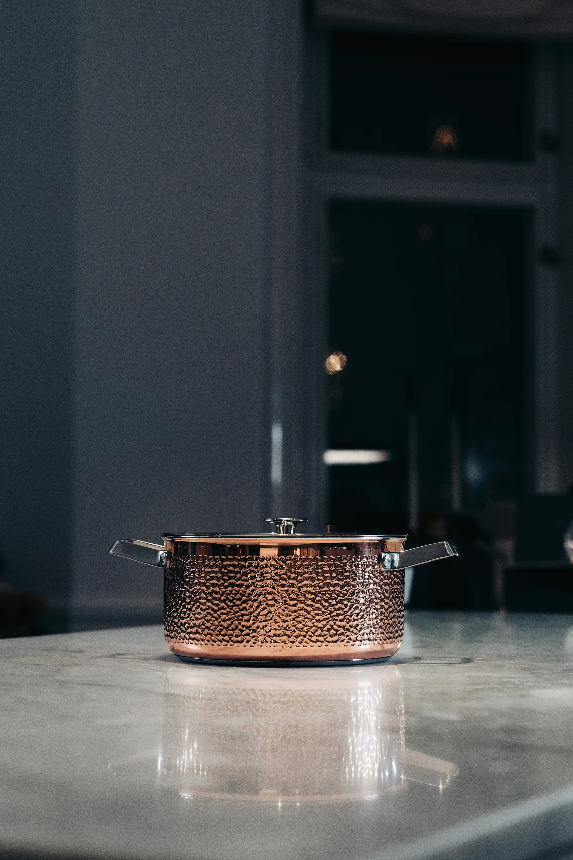 Panela em cobre martelado com tampa Mjölner, Miranda. 4 L Vargen & Thor