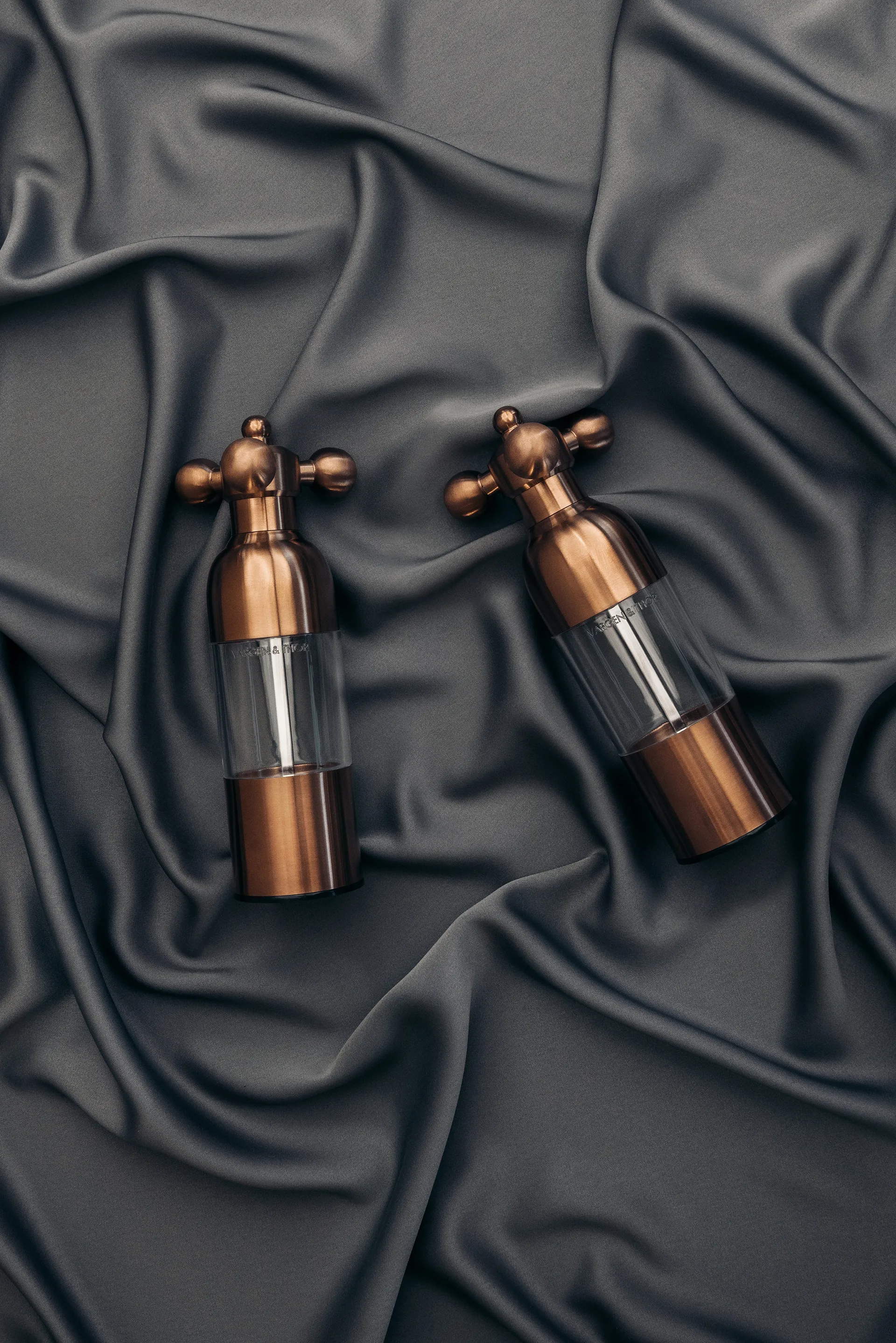 Saleiro e pimenteiro Axia, Matte copper Vargen & Thor