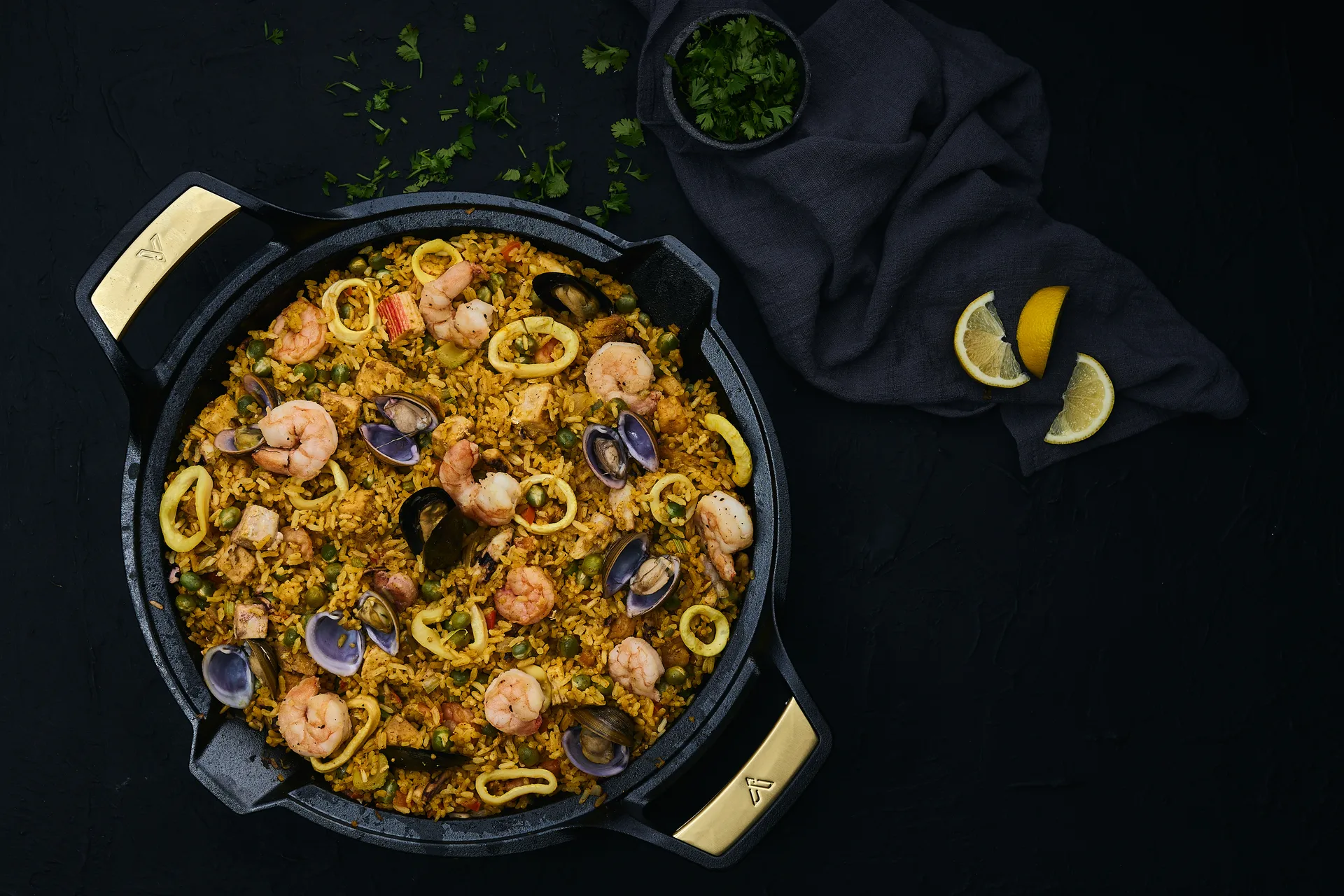 Panela de paella Signature em ferro fundido polido 33 cm, Preto Victoria