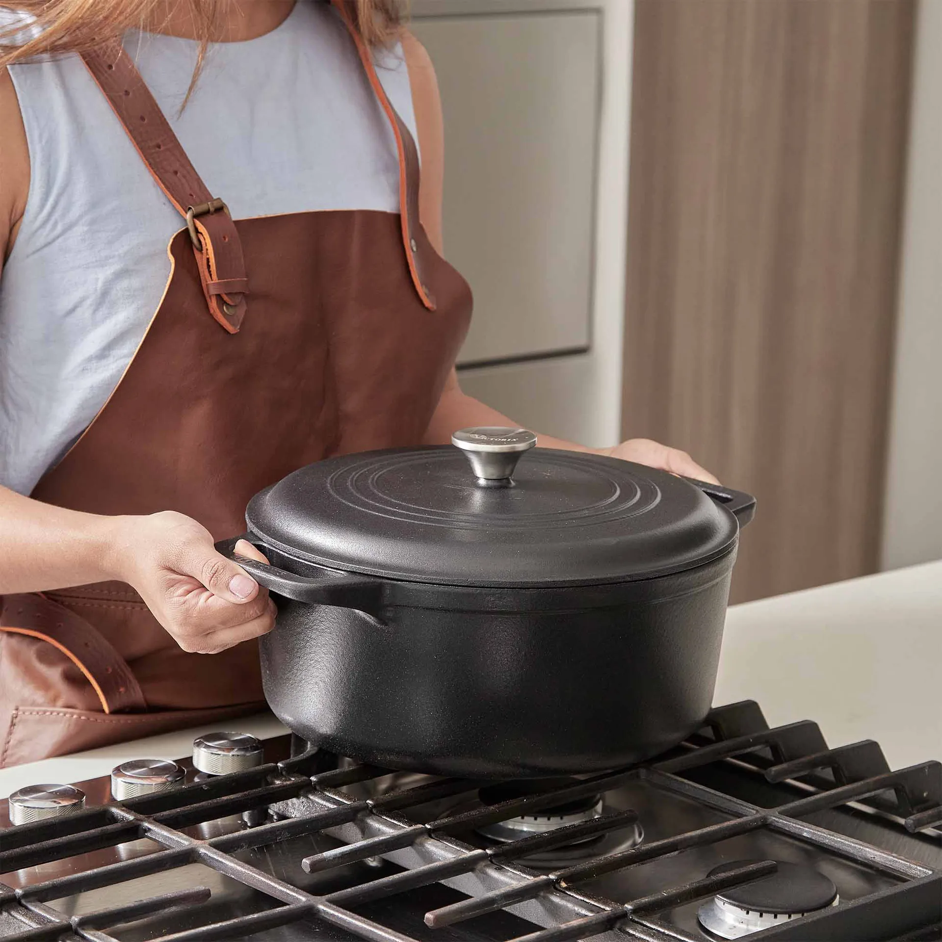 Victoria panela de ferro fundido pré-temperada, 6,6 L Victoria