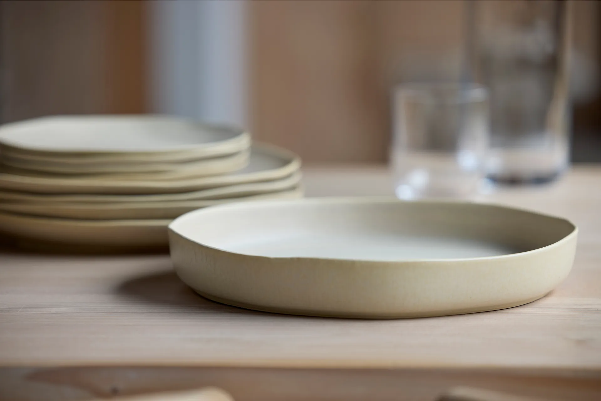 Shoku prato de servir Ø28 cm, Bege Villa Collection